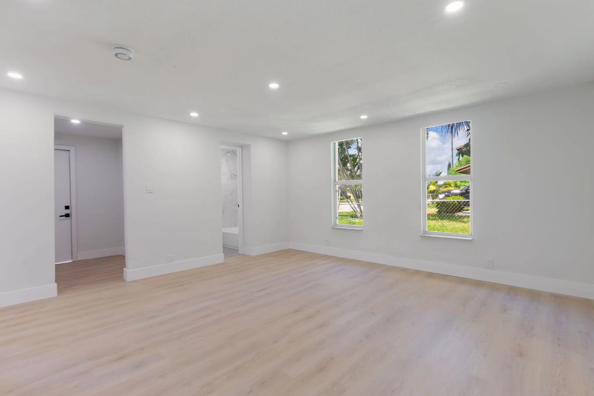 1108 W 33rd Street