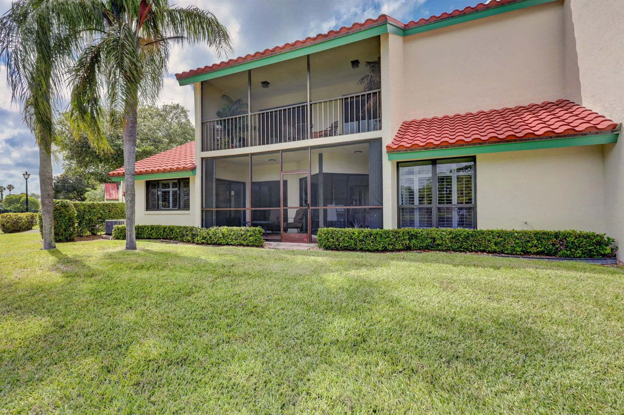 6 Lexington Lane, #D