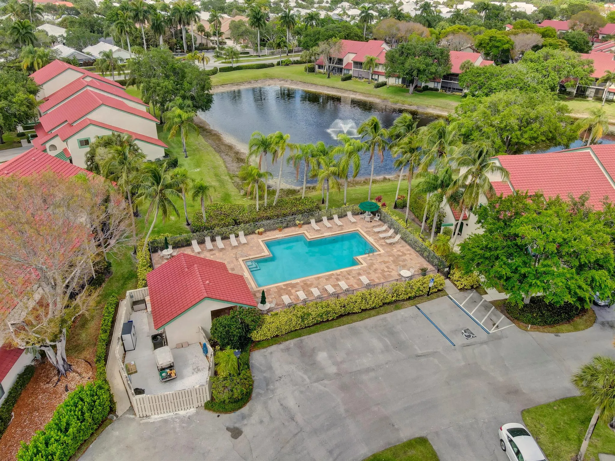 6 Lexington Lane, #D