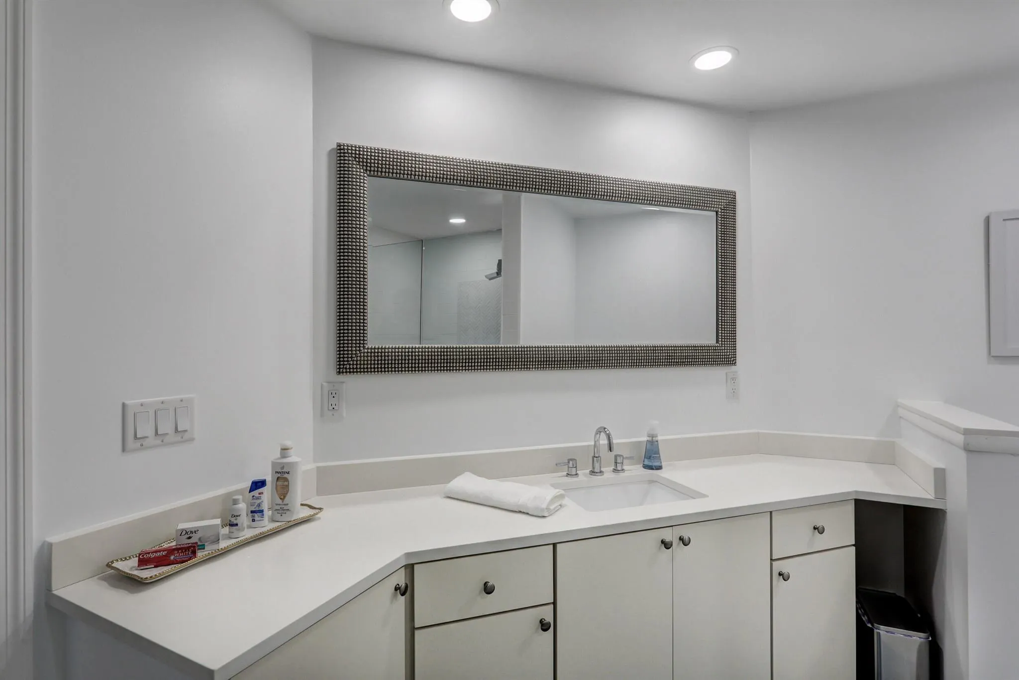 6 Lexington Lane, #D