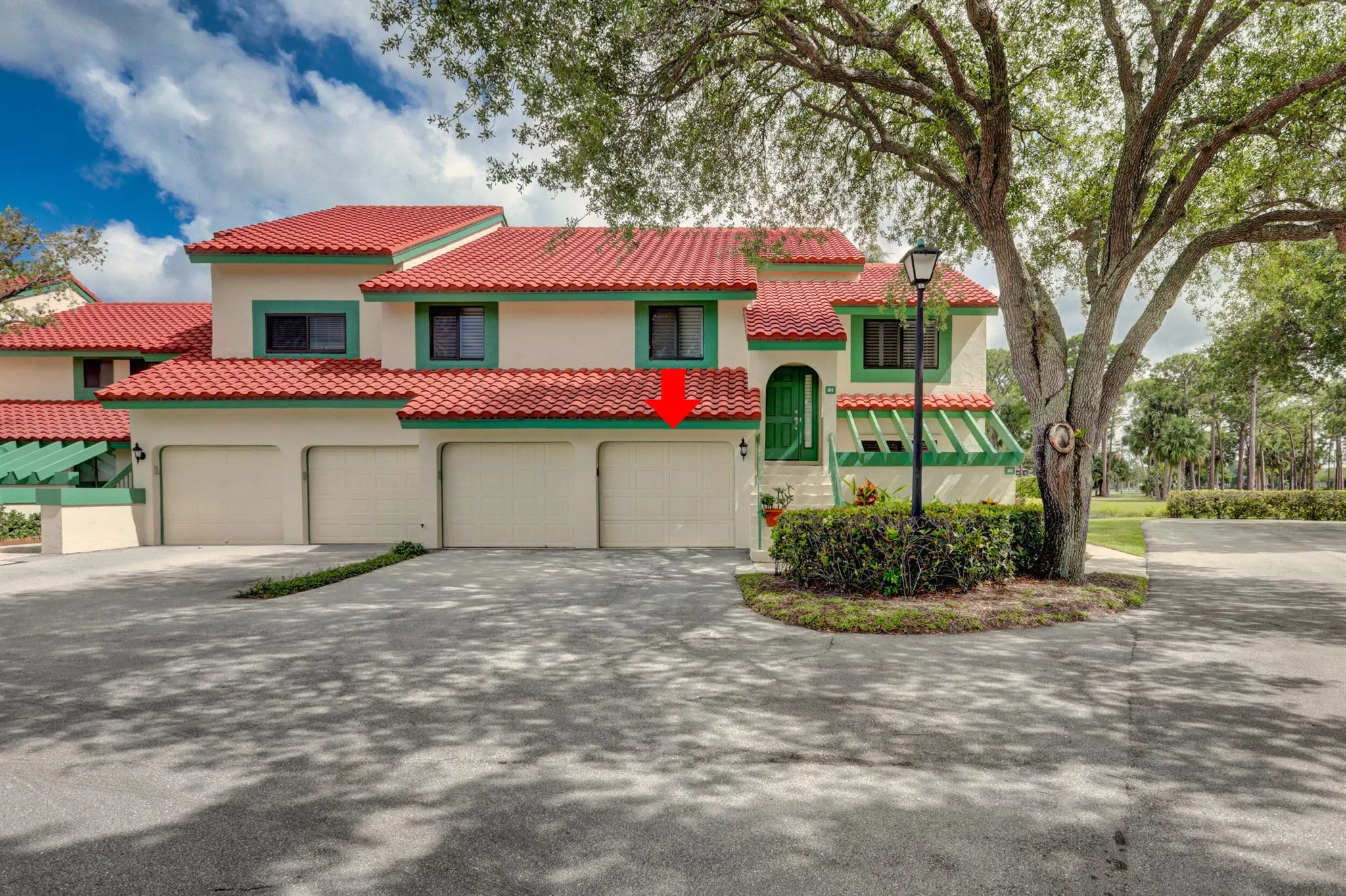 6 Lexington Lane, #D