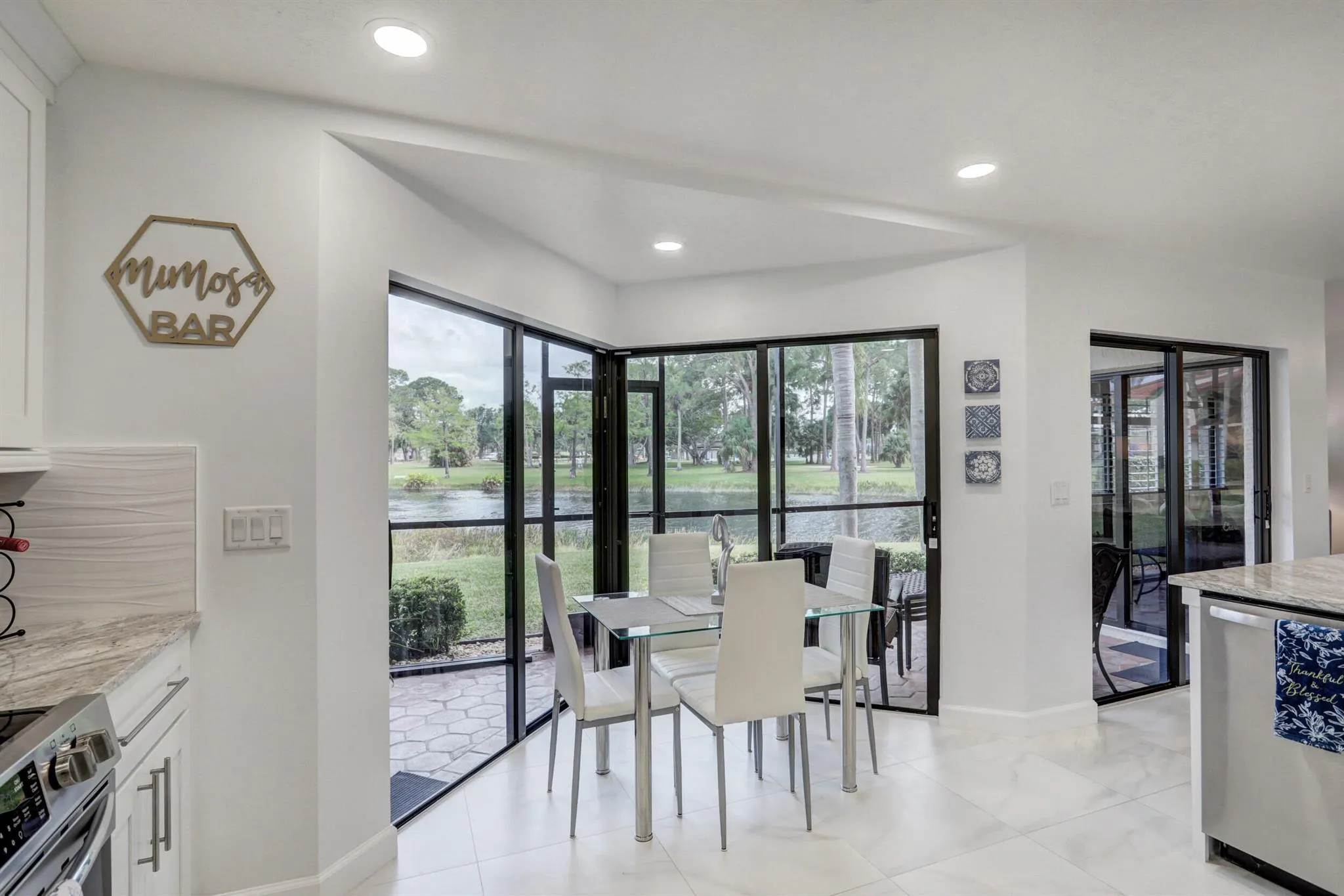 6 Lexington Lane, #D