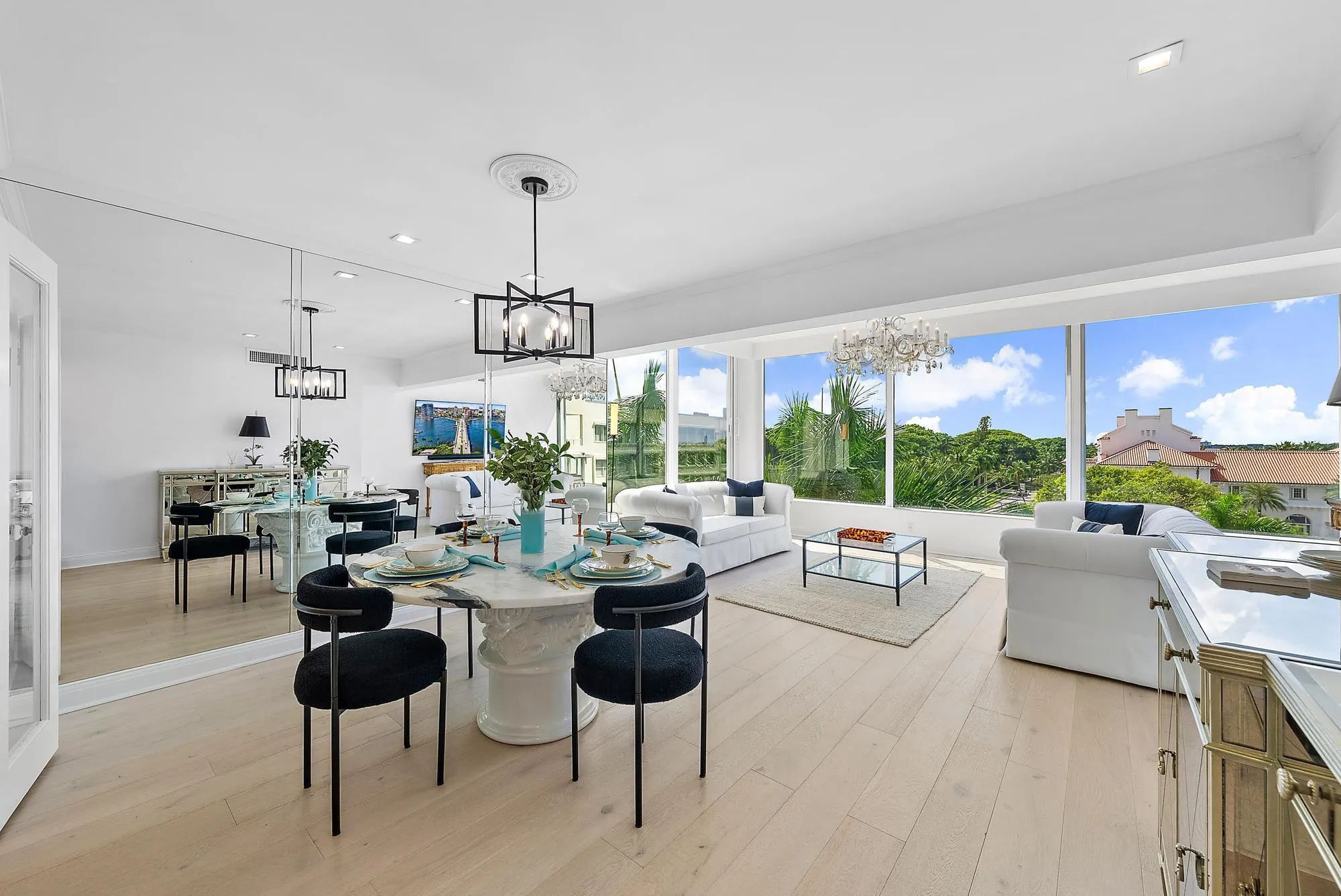 44 Cocoanut Row, #526b