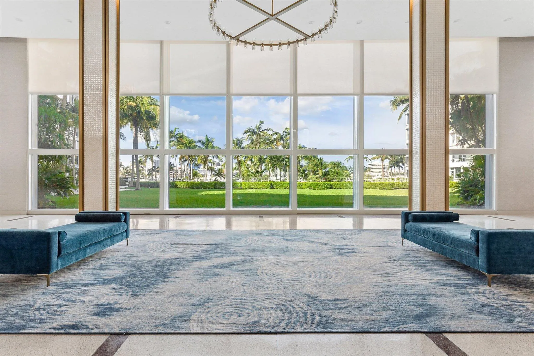 44 Cocoanut Row, #526b