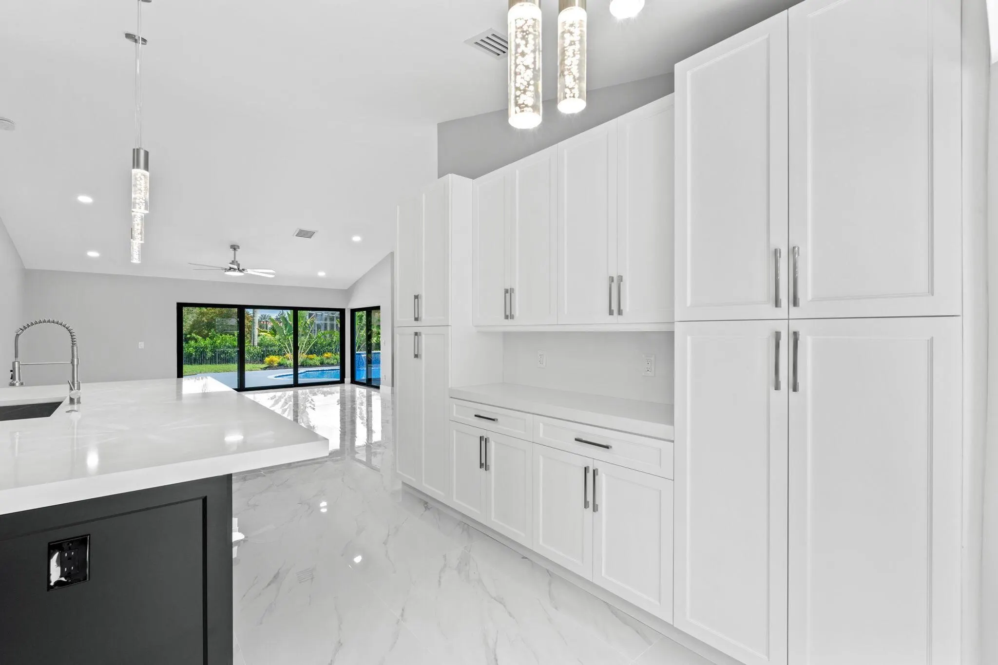 15555 De Havilland Court