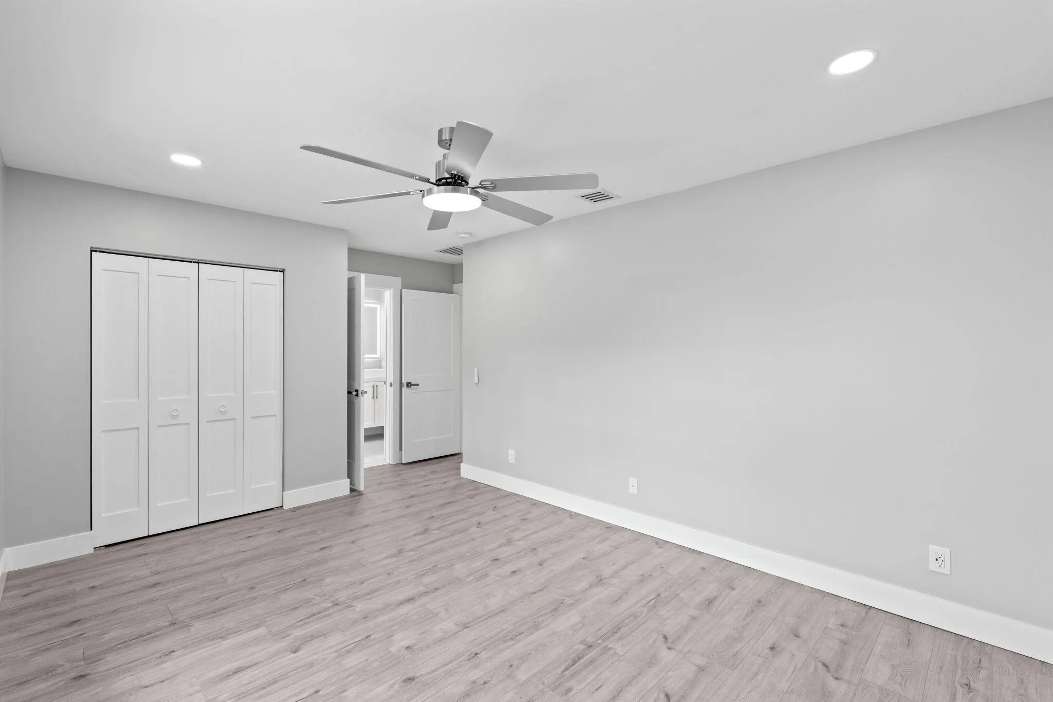 15555 De Havilland Court
