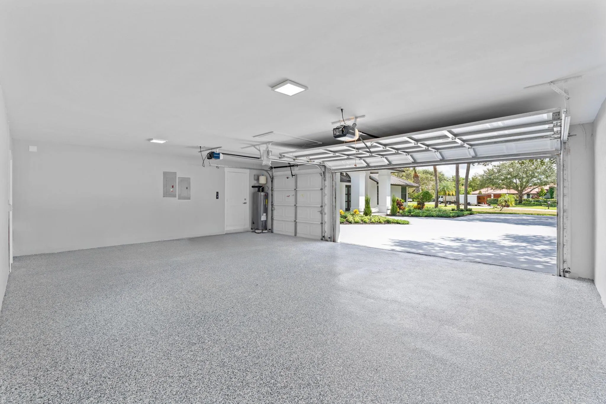 15555 De Havilland Court