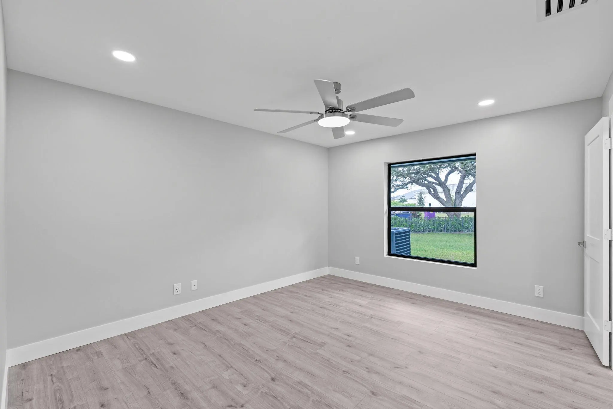 15555 De Havilland Court