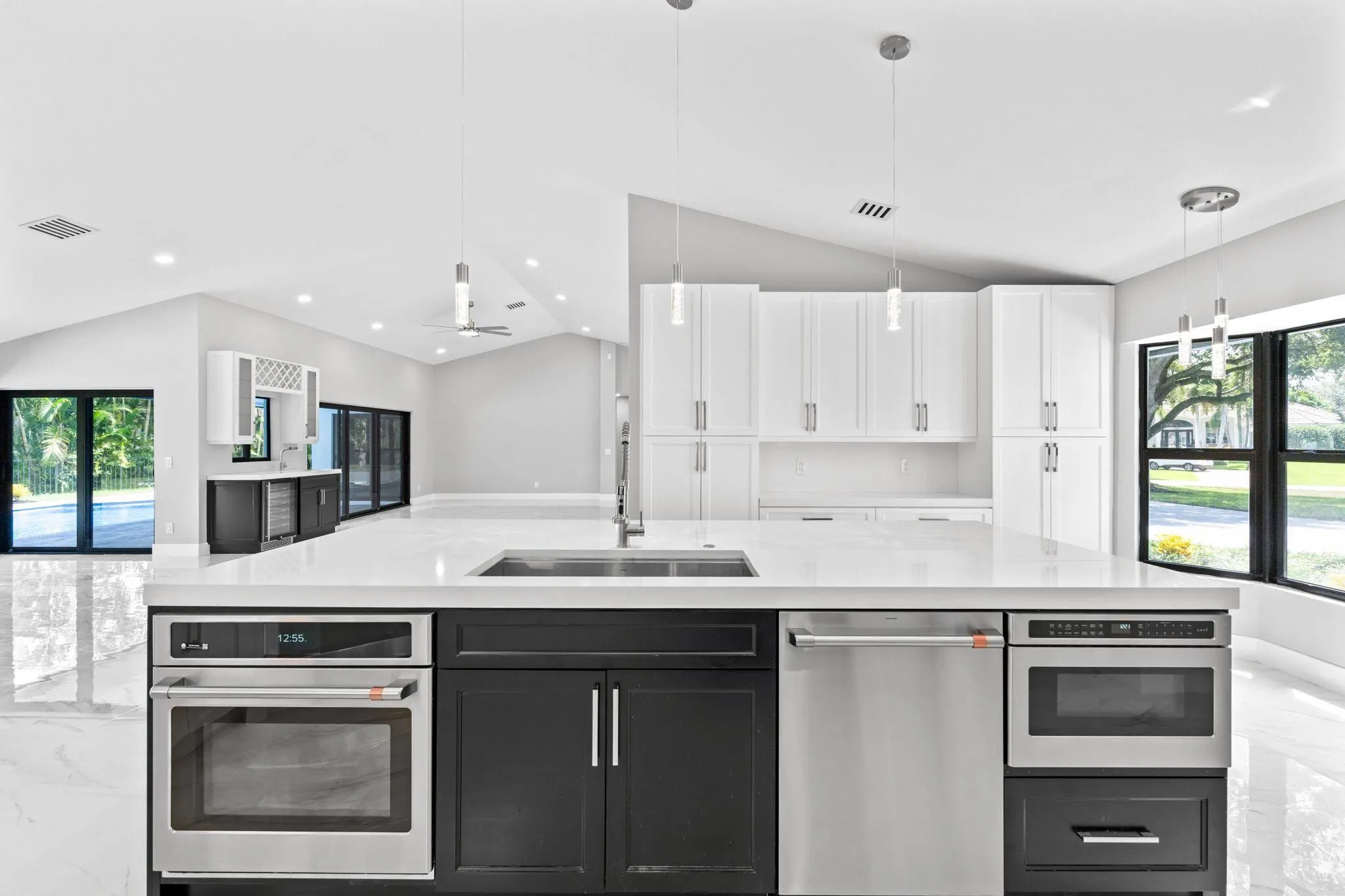 15555 De Havilland Court
