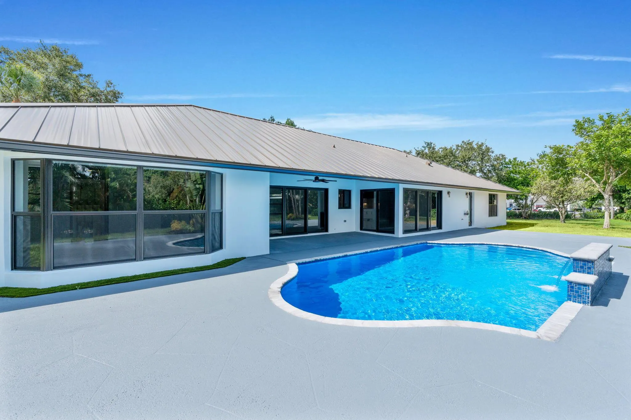 15555 De Havilland Court