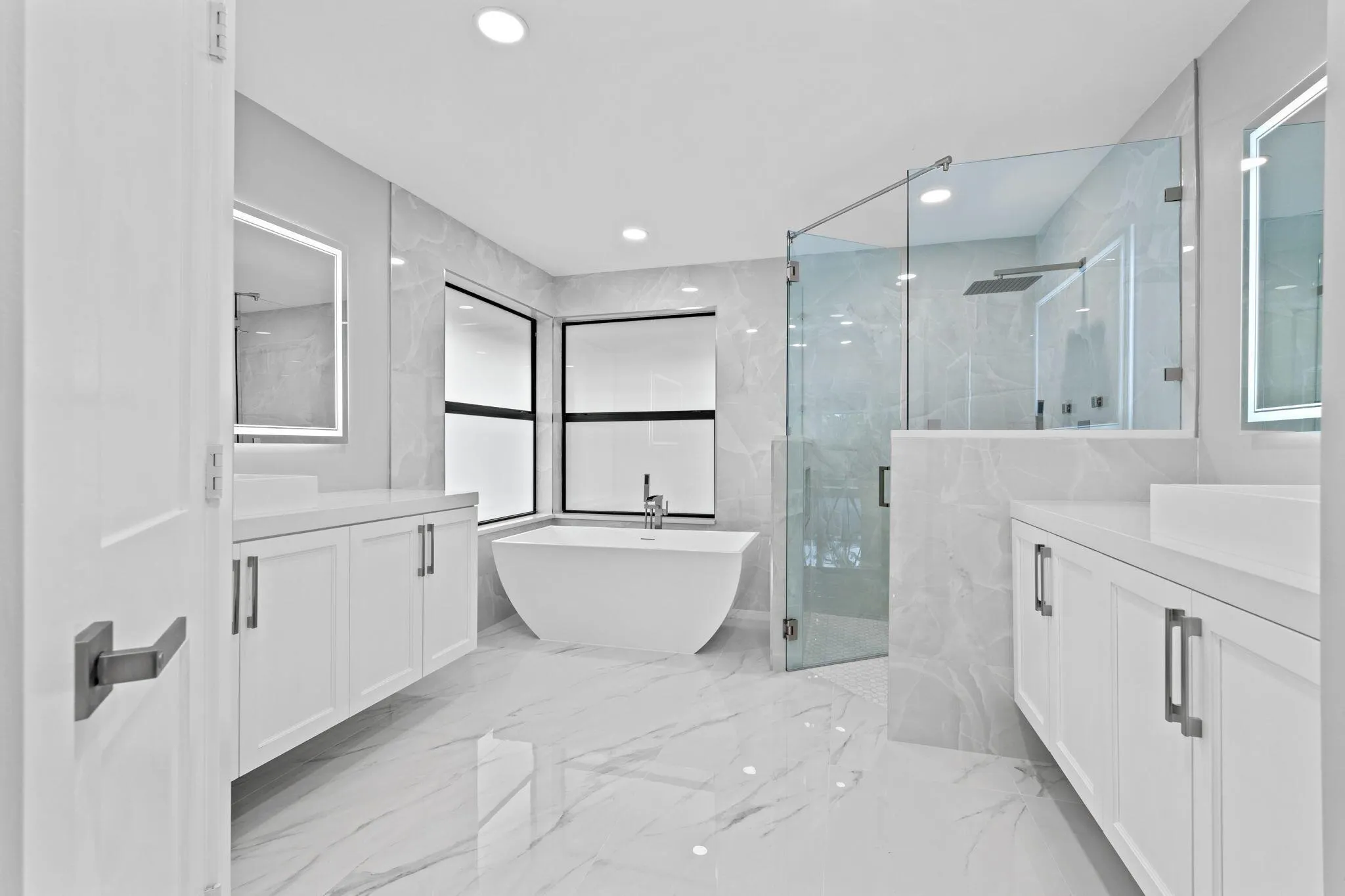 15555 De Havilland Court