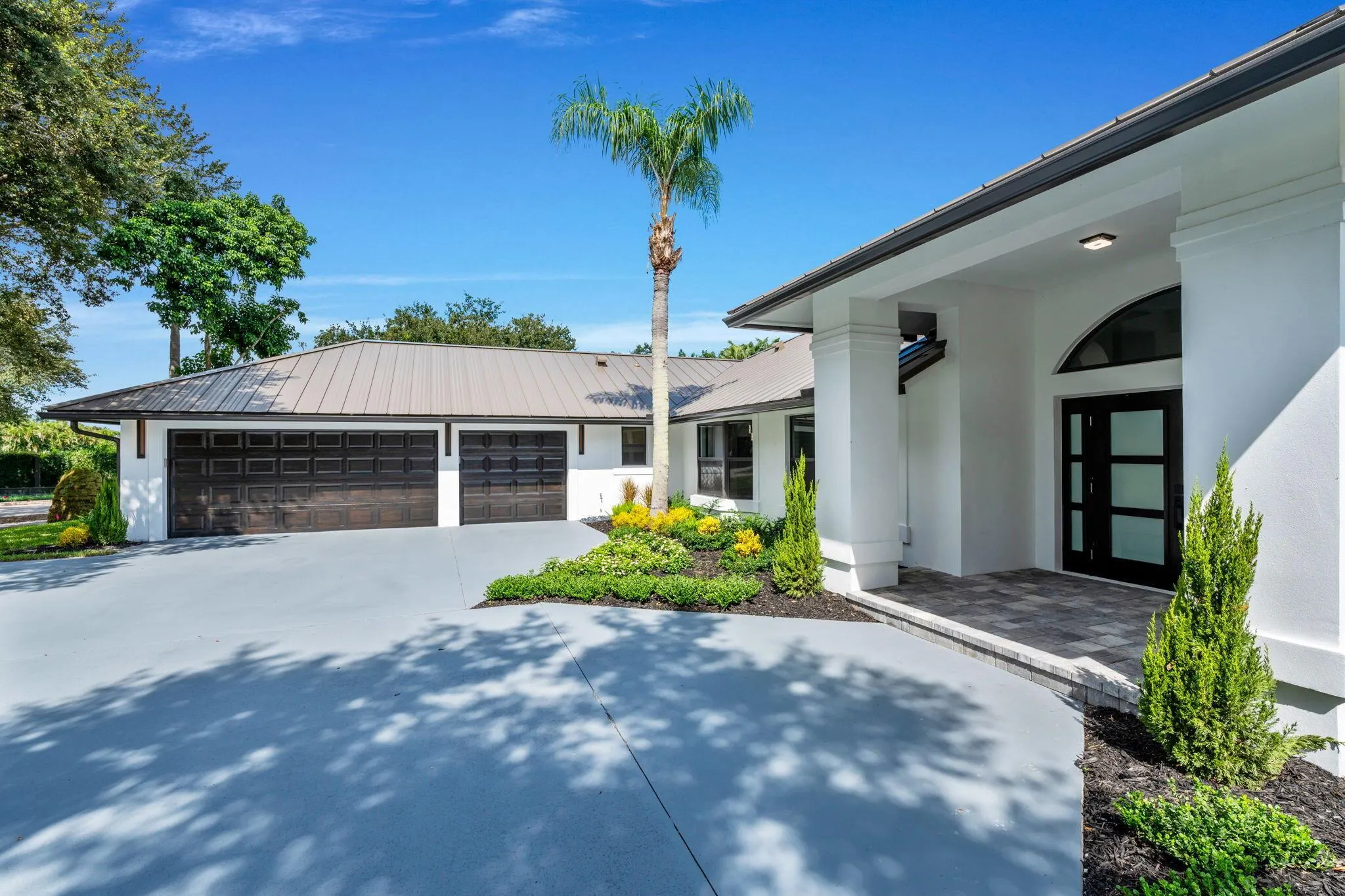 15555 De Havilland Court