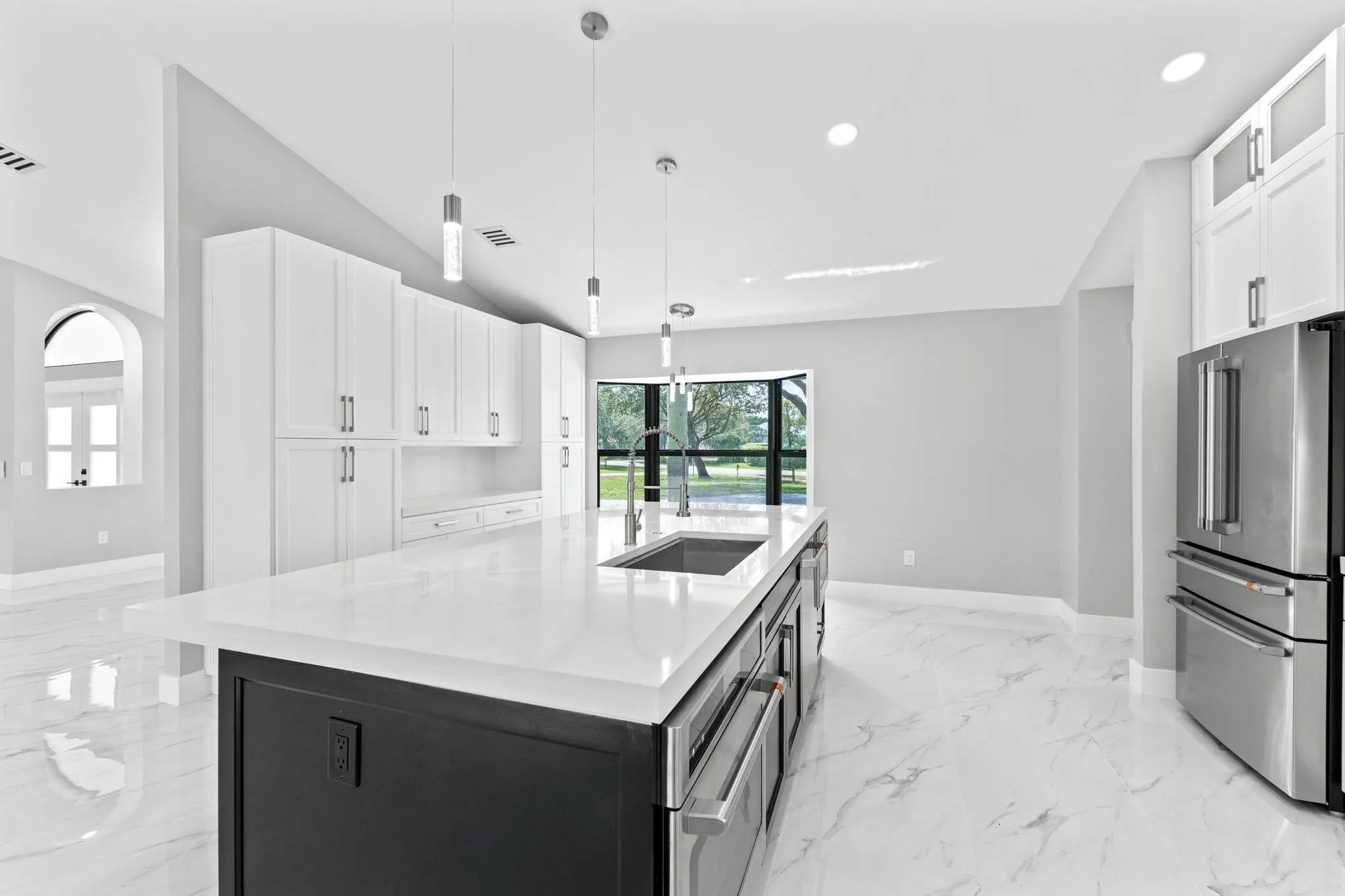 15555 De Havilland Court