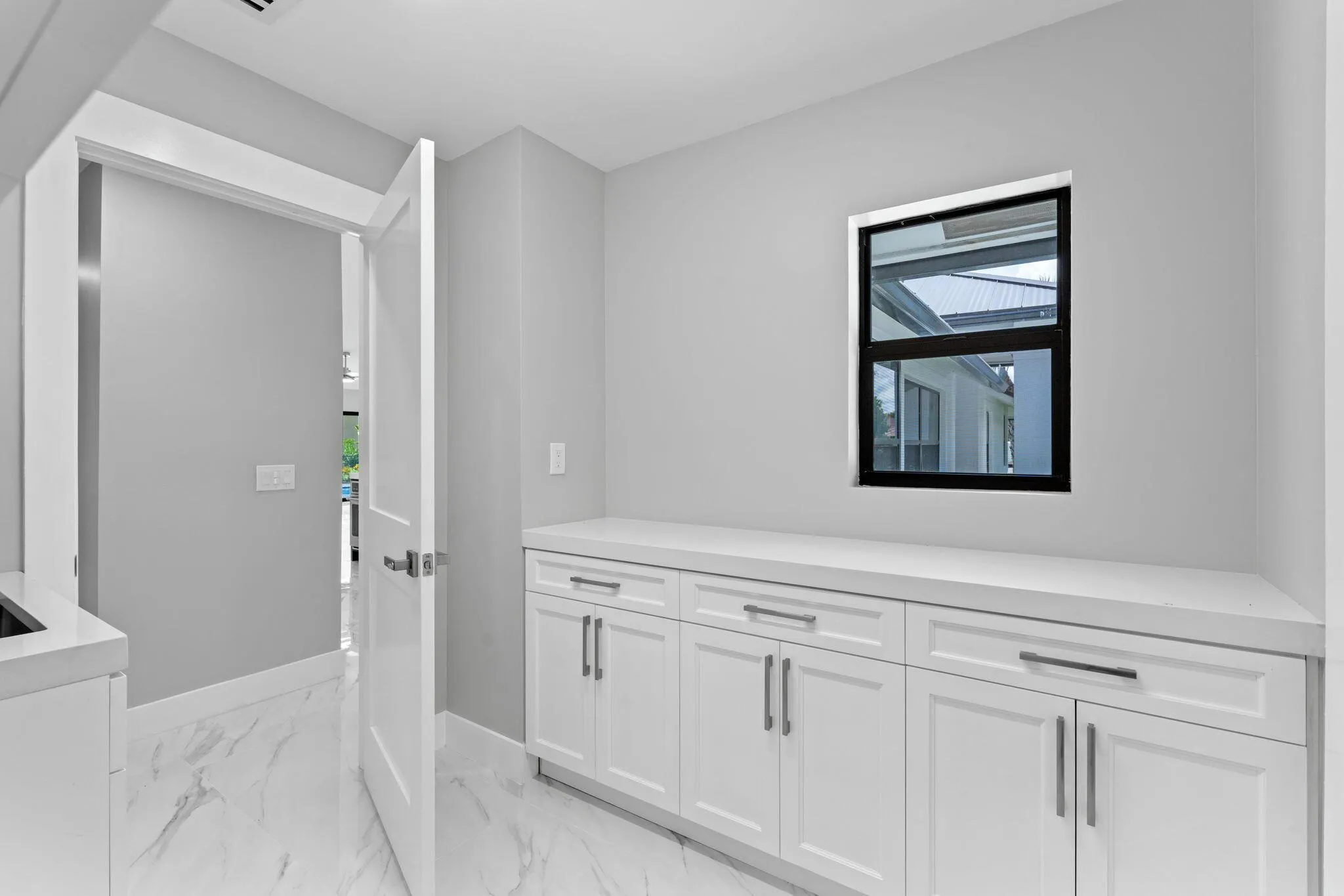 15555 De Havilland Court