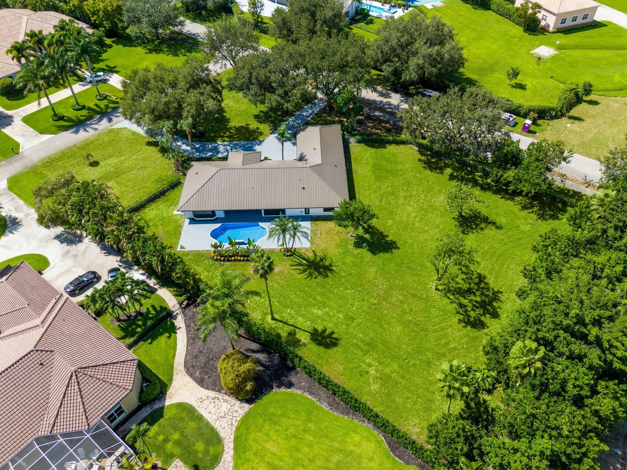 15555 De Havilland Court