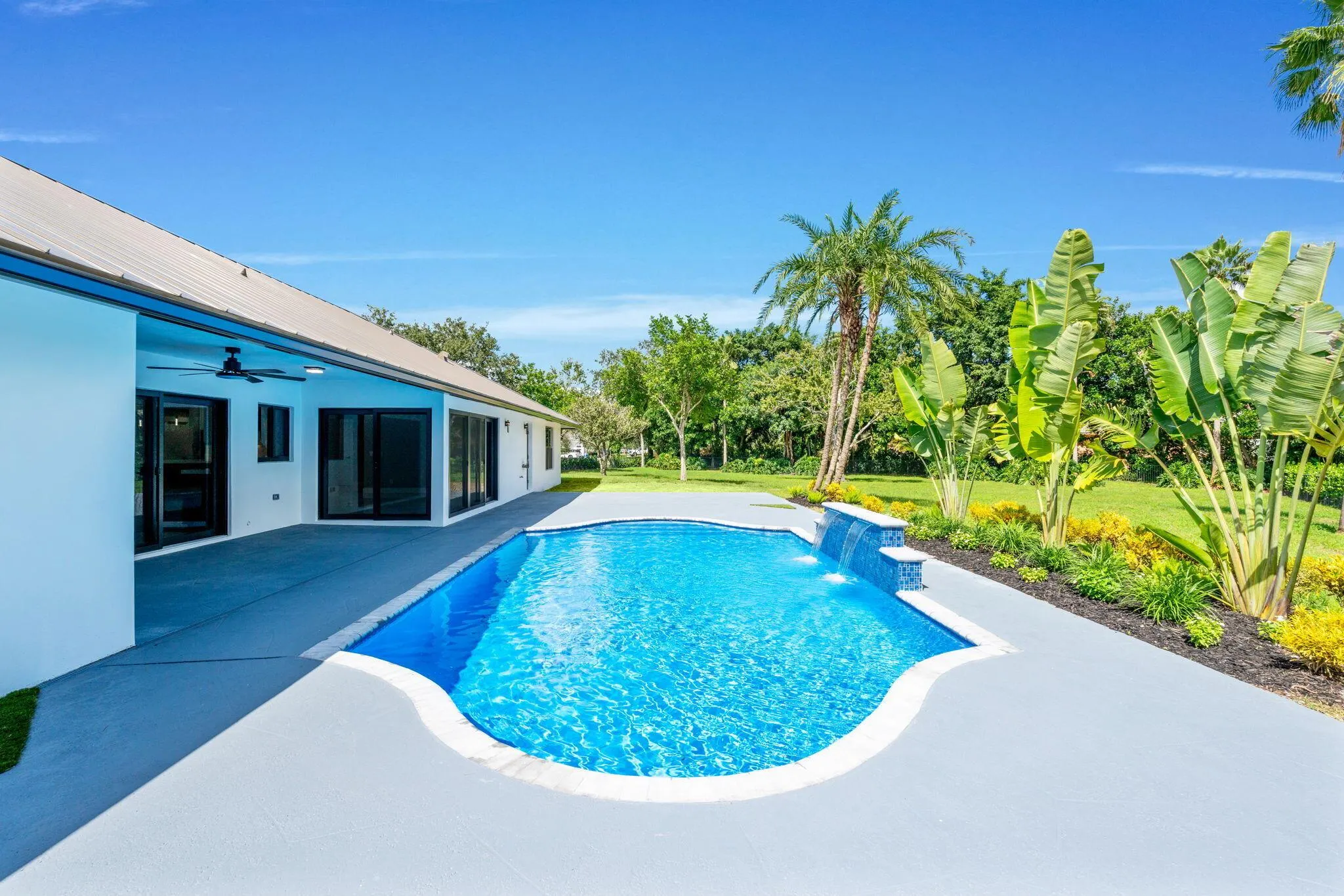 15555 De Havilland Court