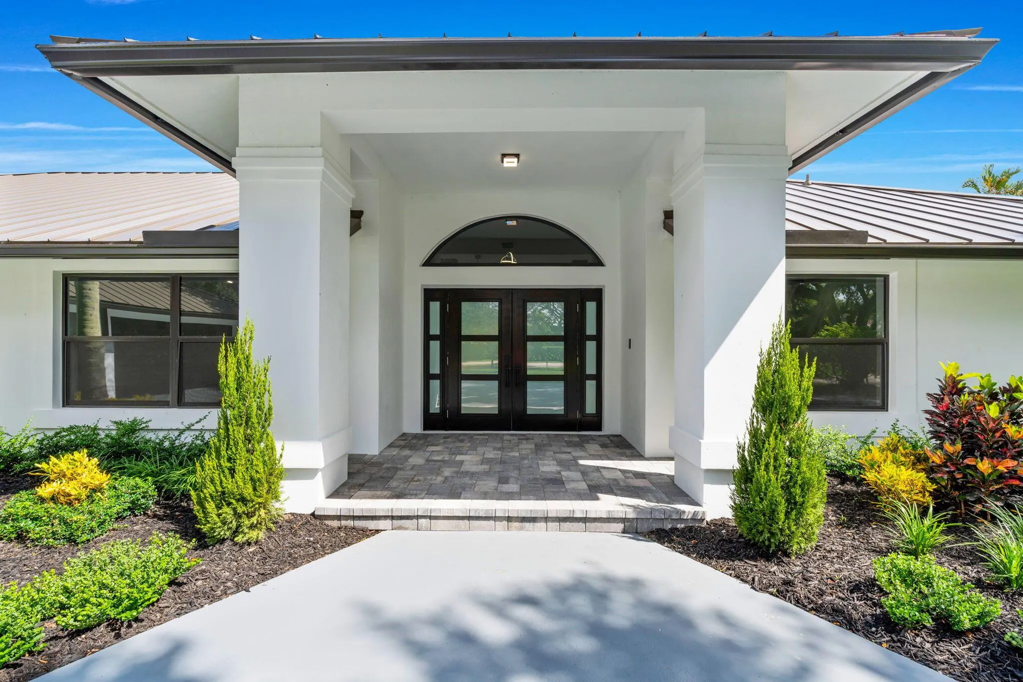 15555 De Havilland Court