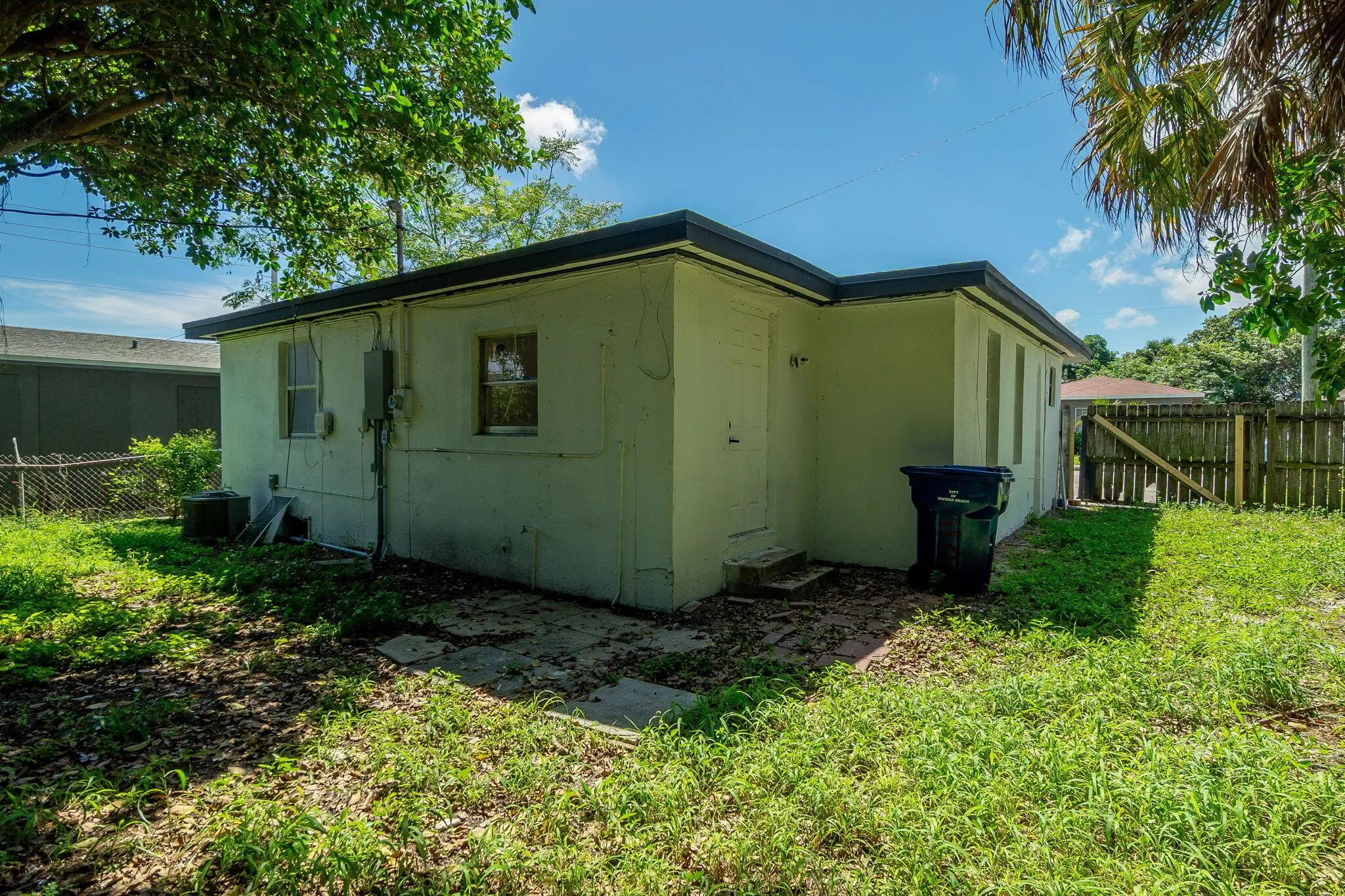 1108 W 33rd Street