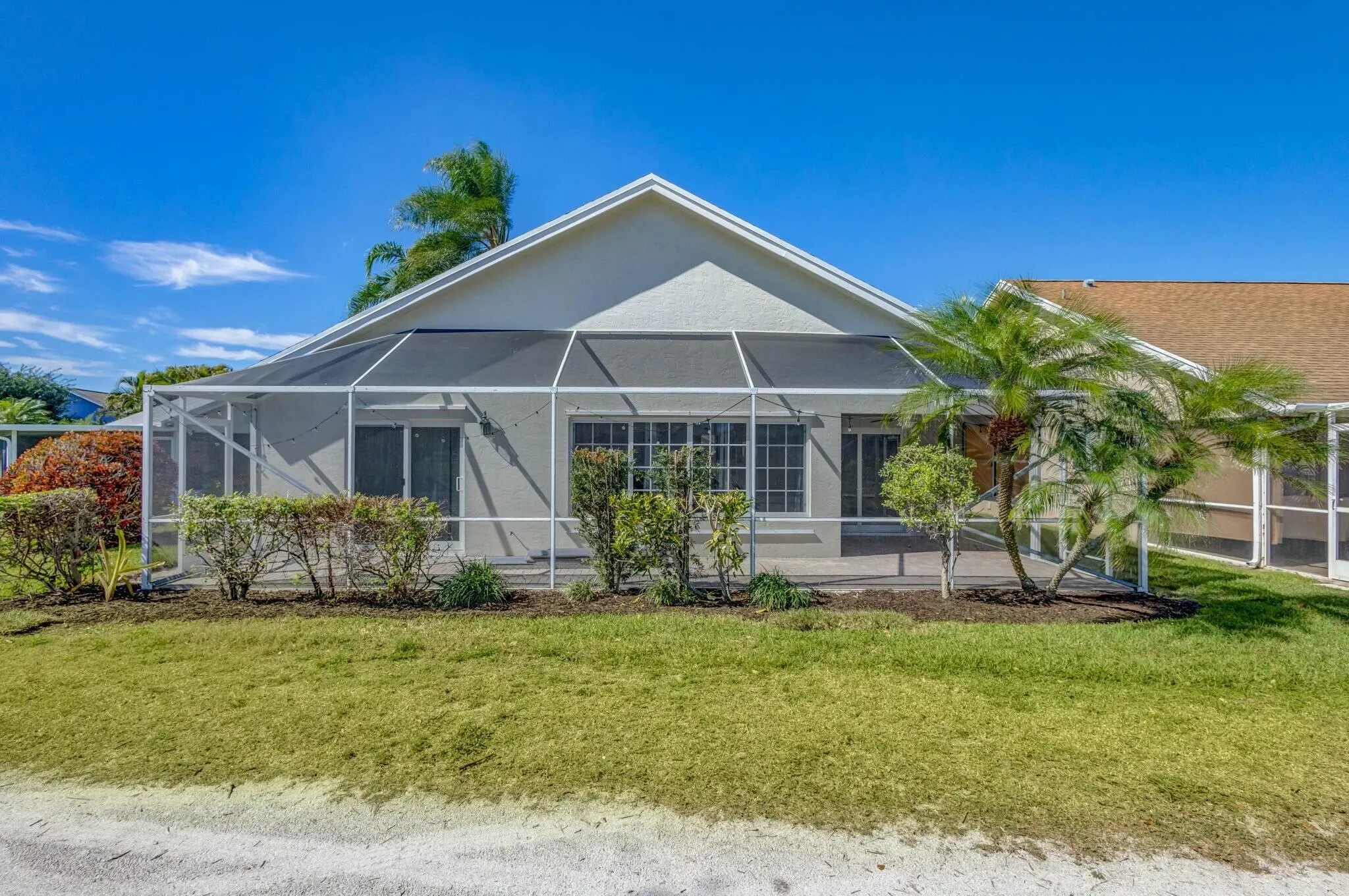 293 Moccasin Trail W