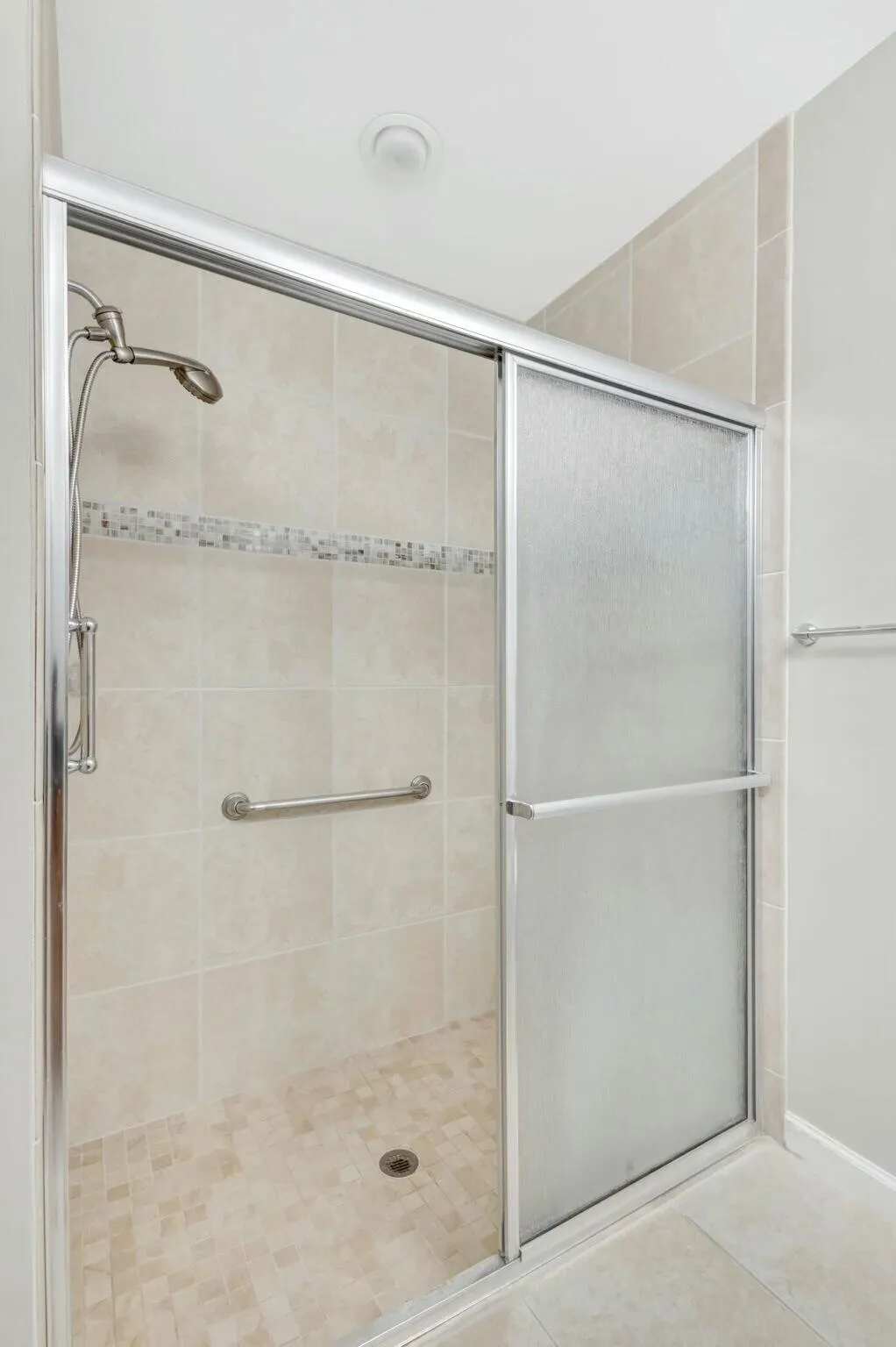 293 Moccasin Trail W