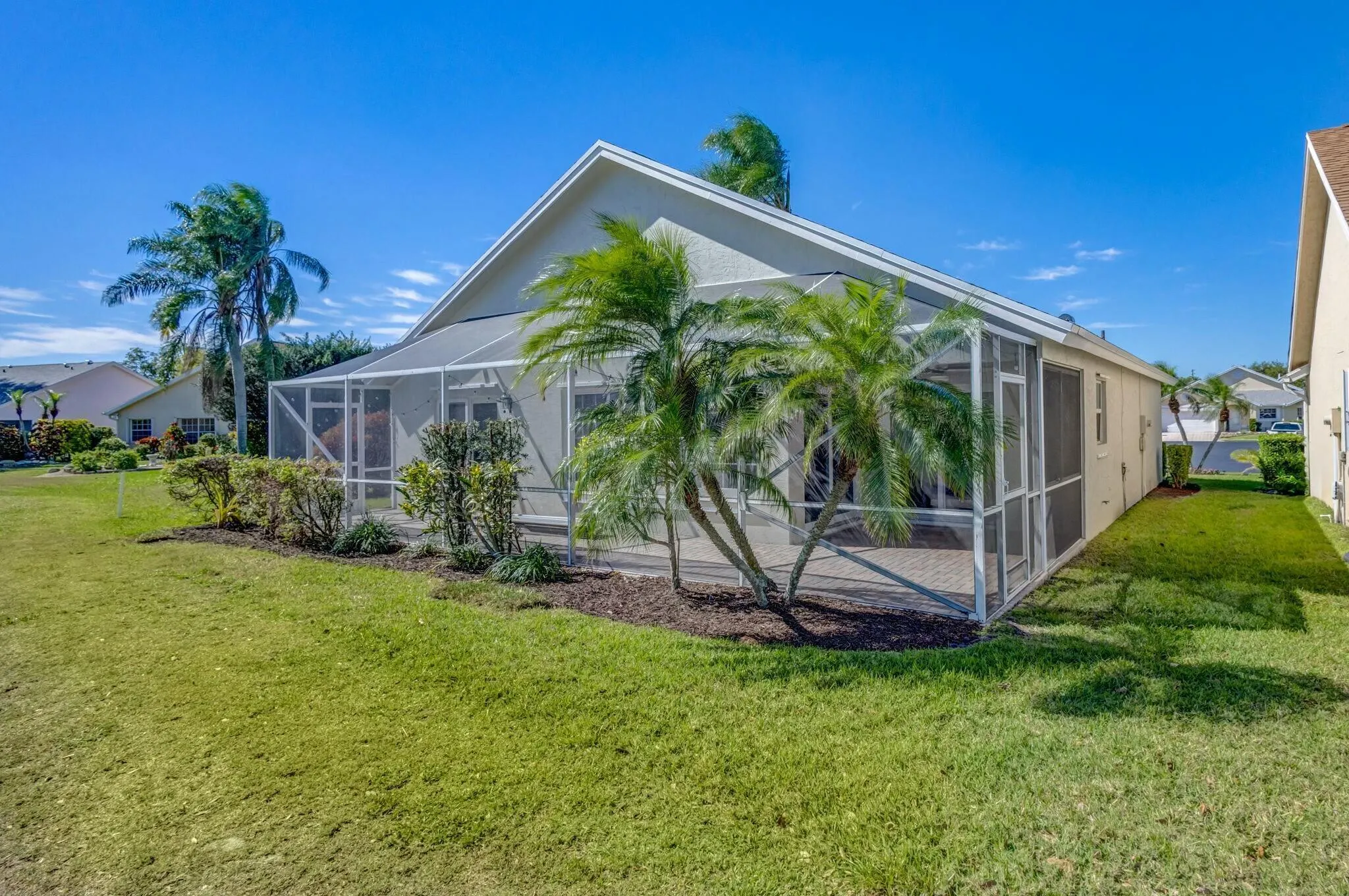 293 Moccasin Trail W