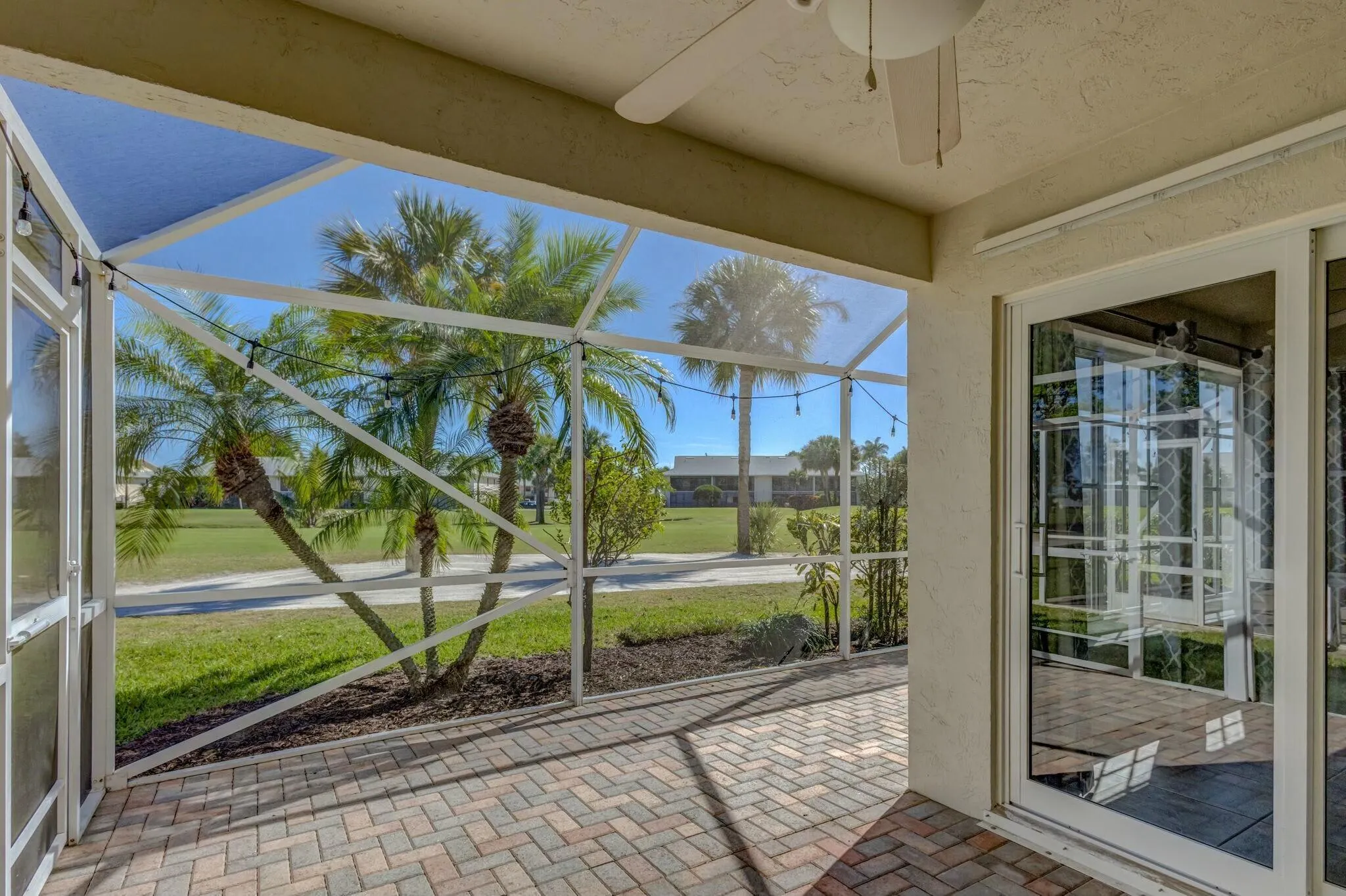 293 Moccasin Trail W
