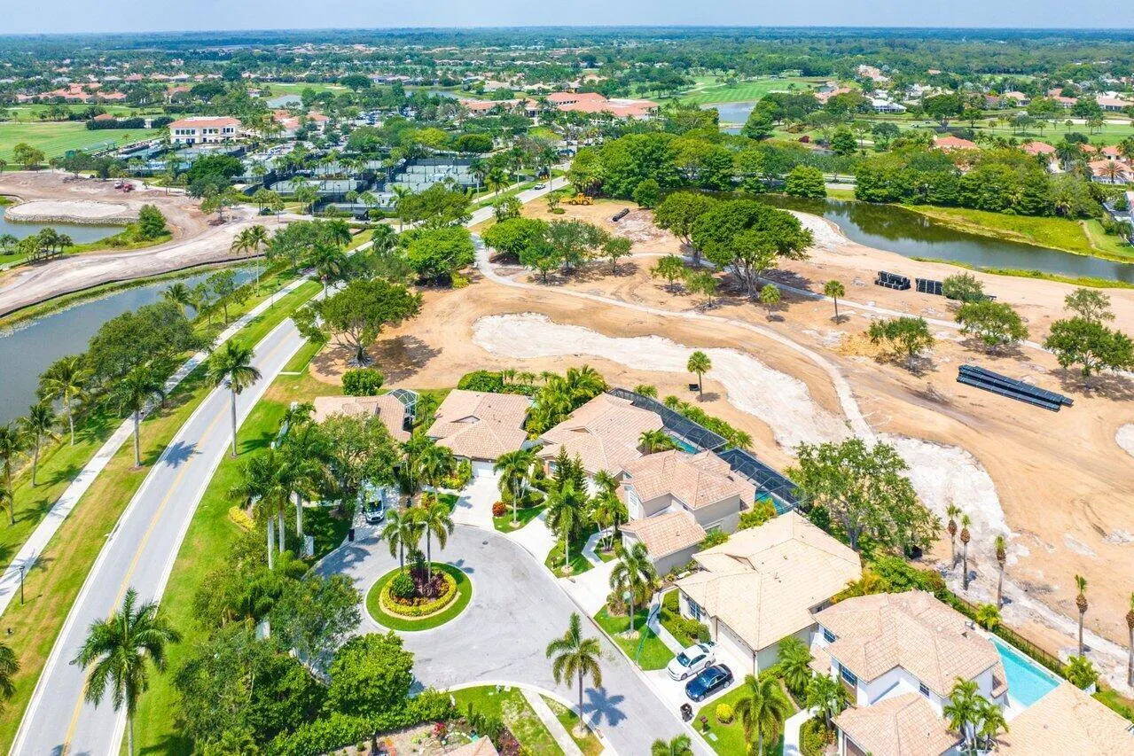 8161 Quail Meadow Way