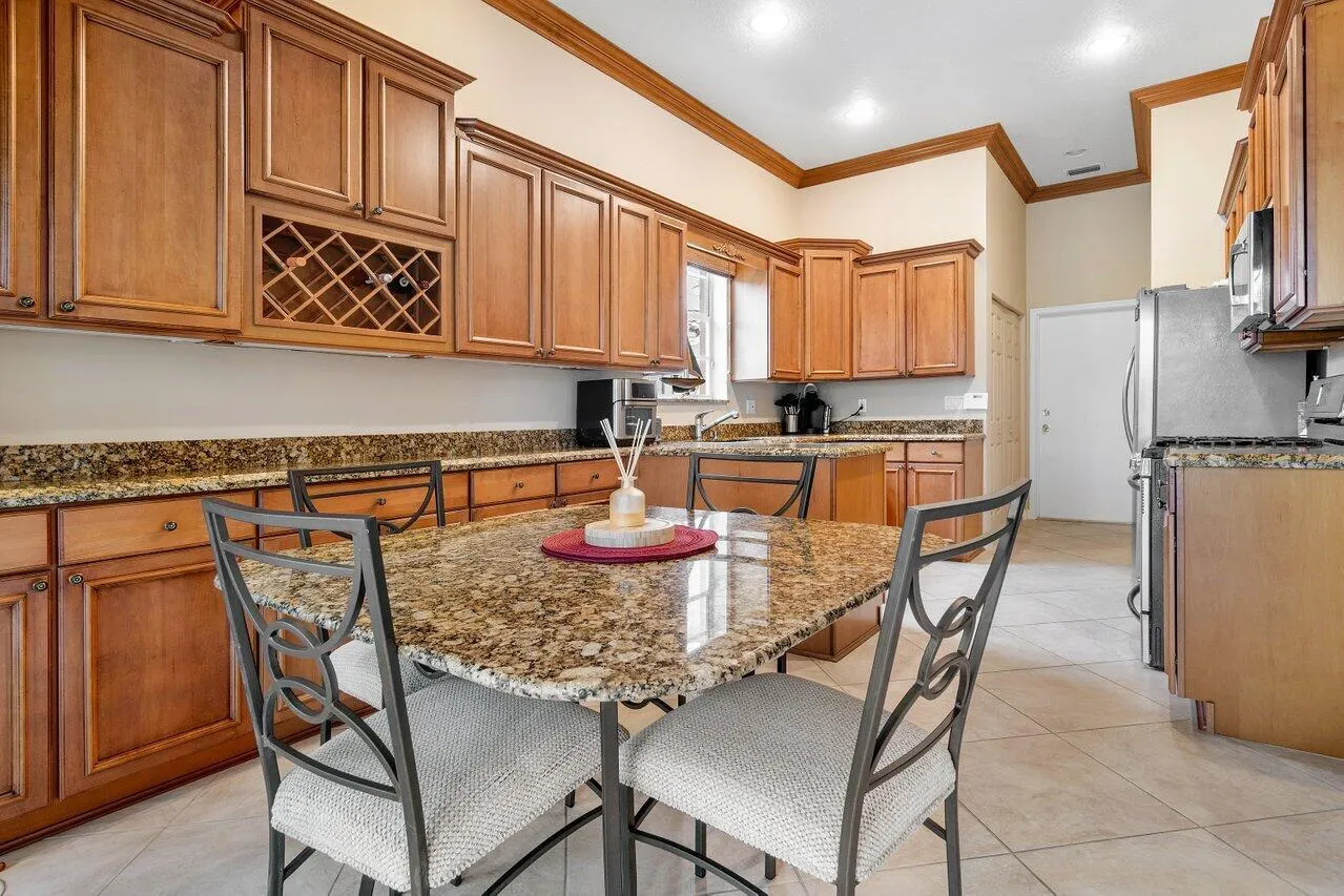 8161 Quail Meadow Way