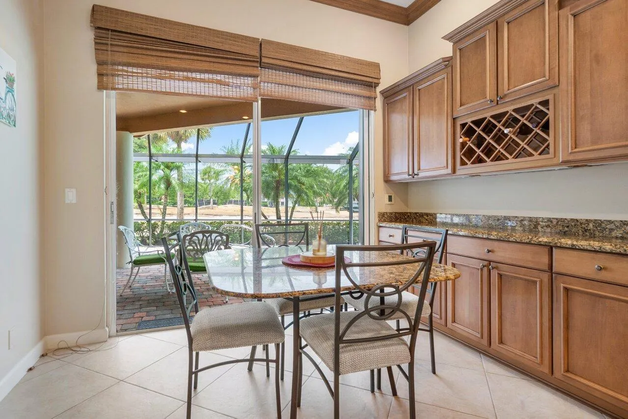 8161 Quail Meadow Way