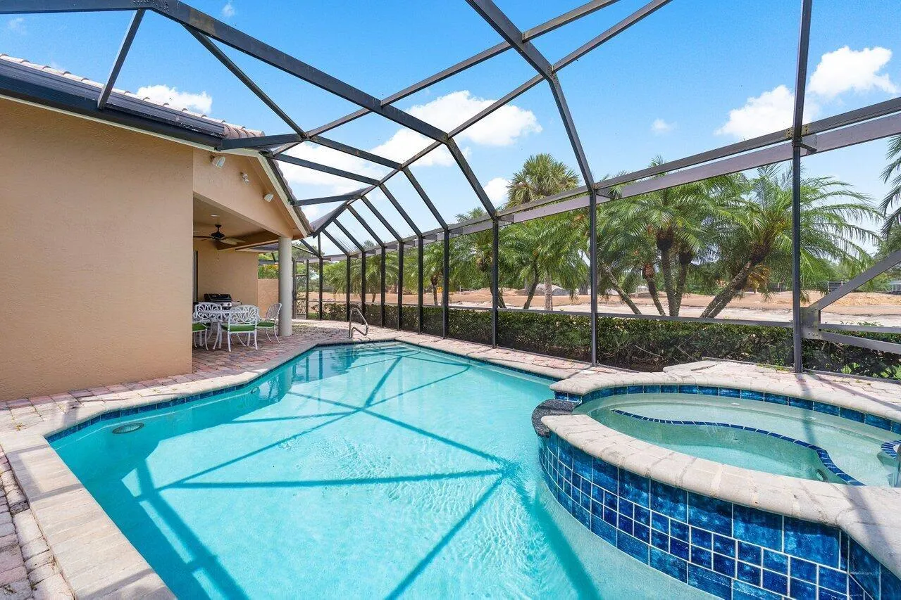 8161 Quail Meadow Way