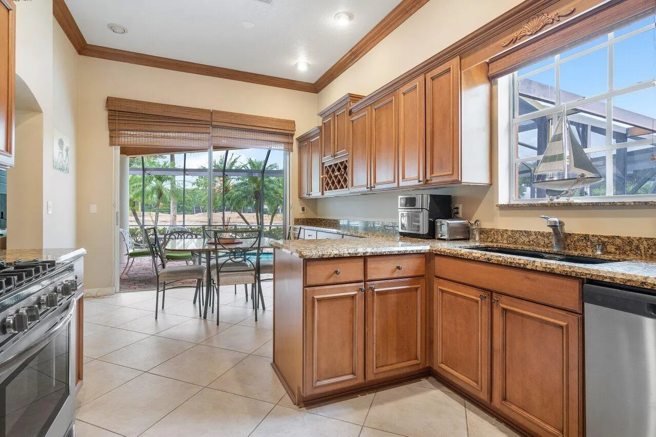 8161 Quail Meadow Way