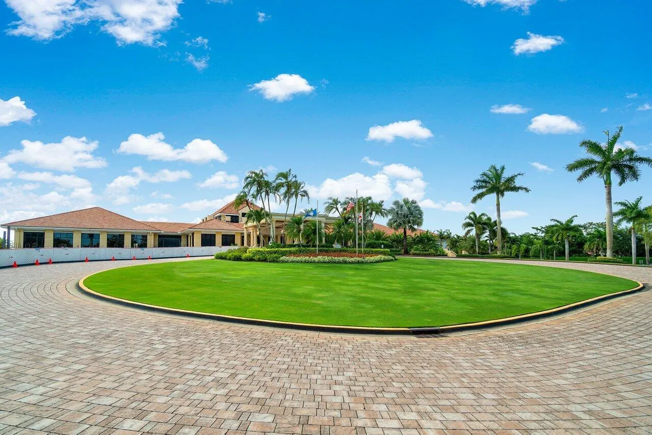 8161 Quail Meadow Way