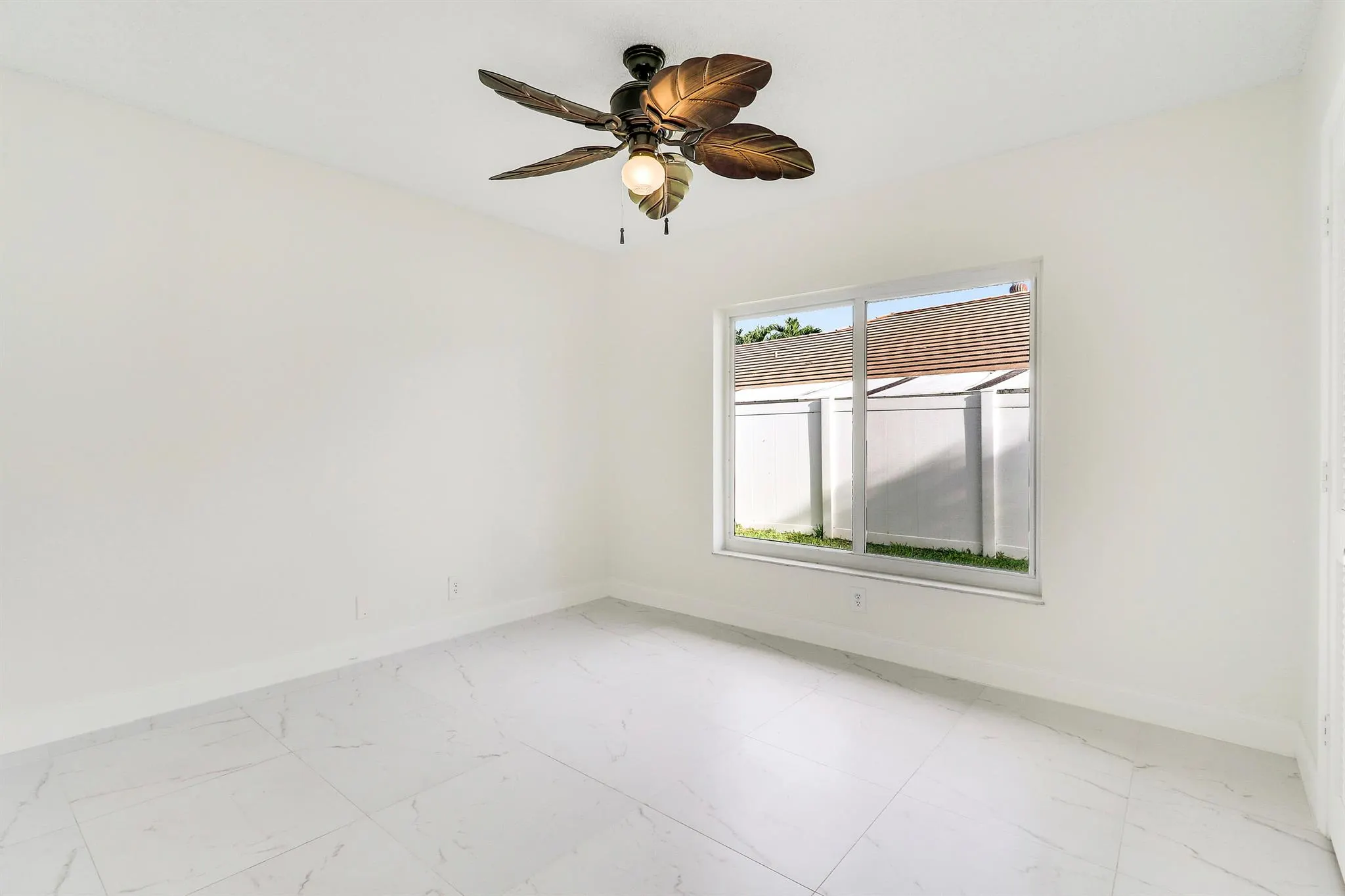 100 SW 15th Court