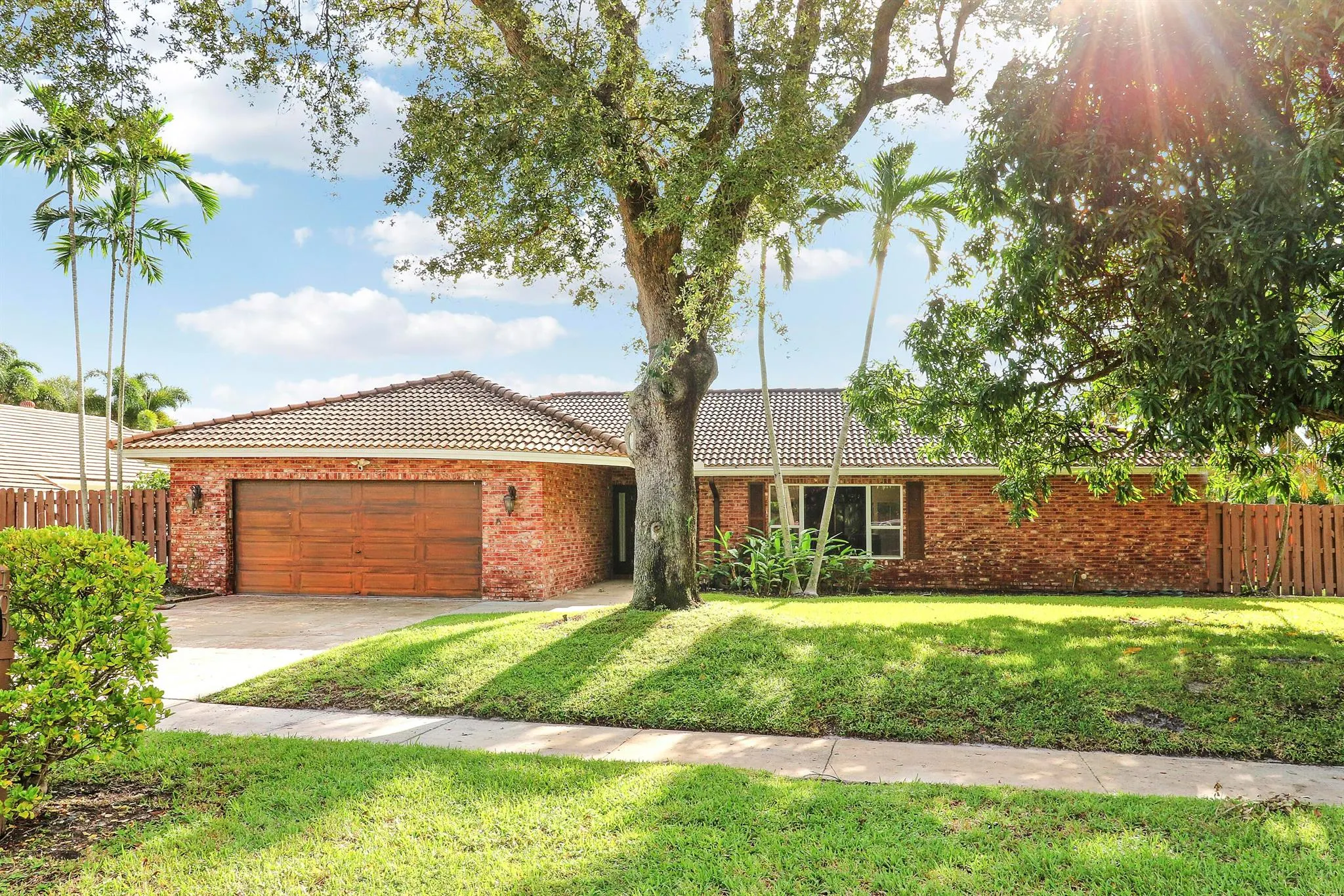 100 SW 15th Court