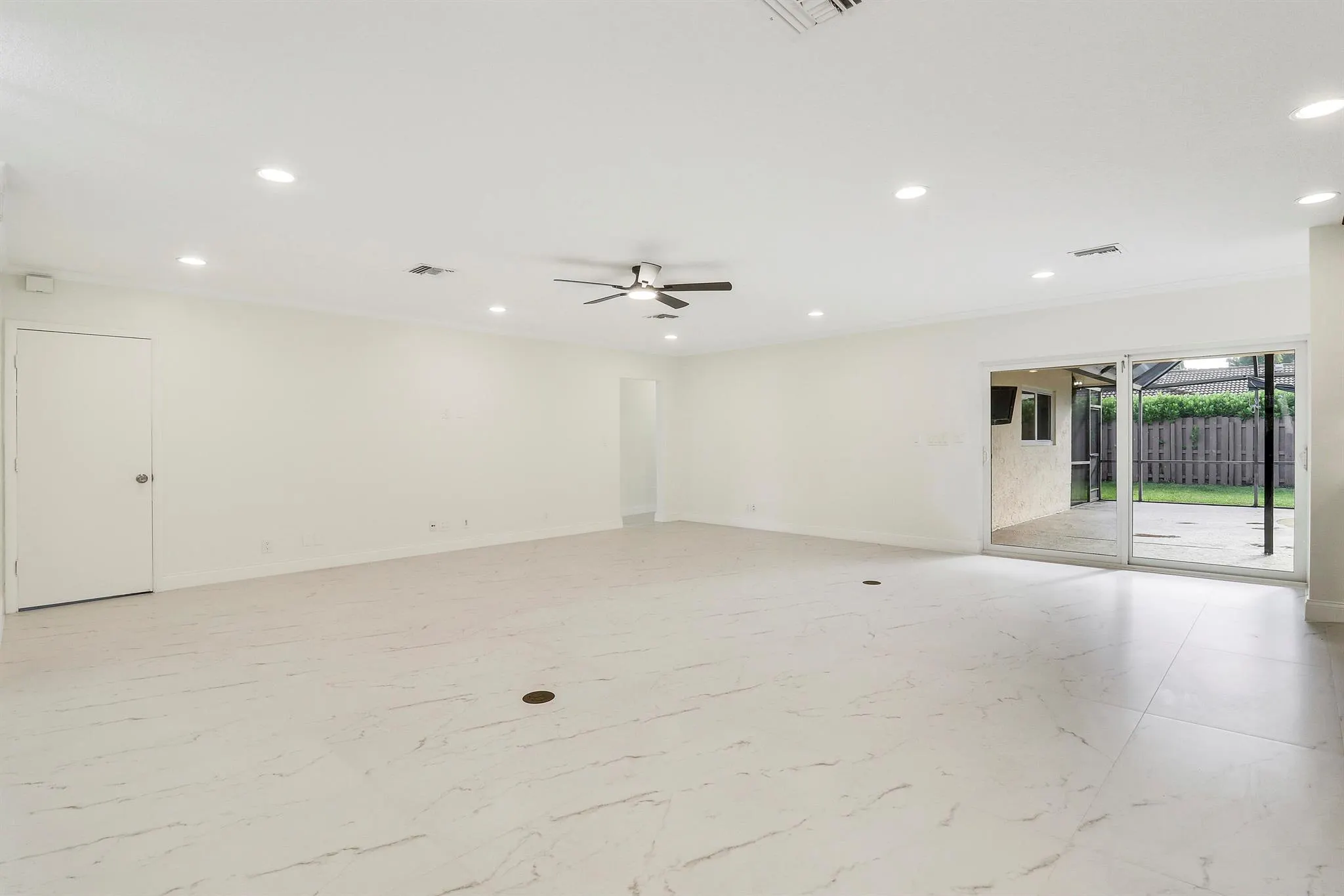 100 SW 15th Court