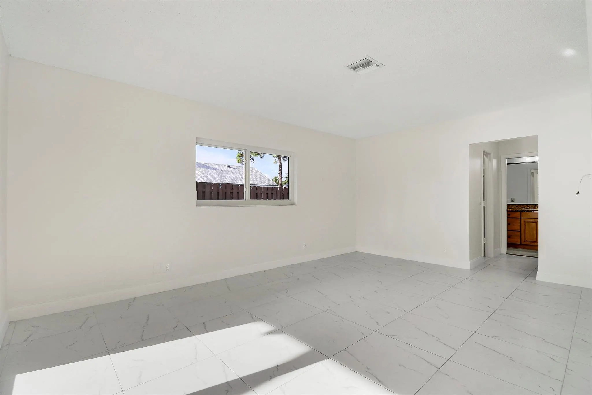 100 SW 15th Court