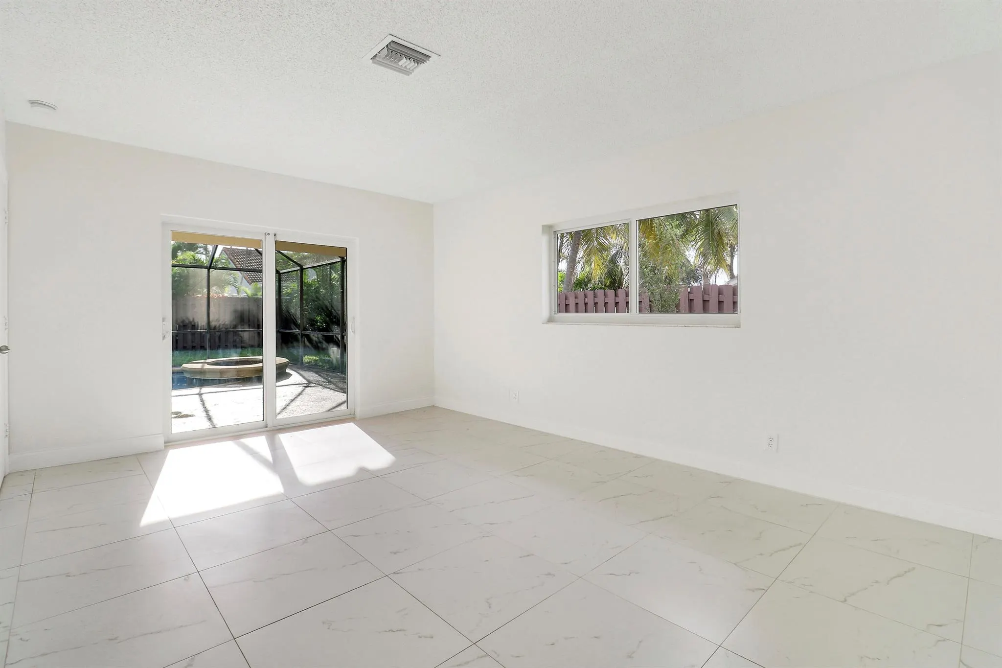 100 SW 15th Court