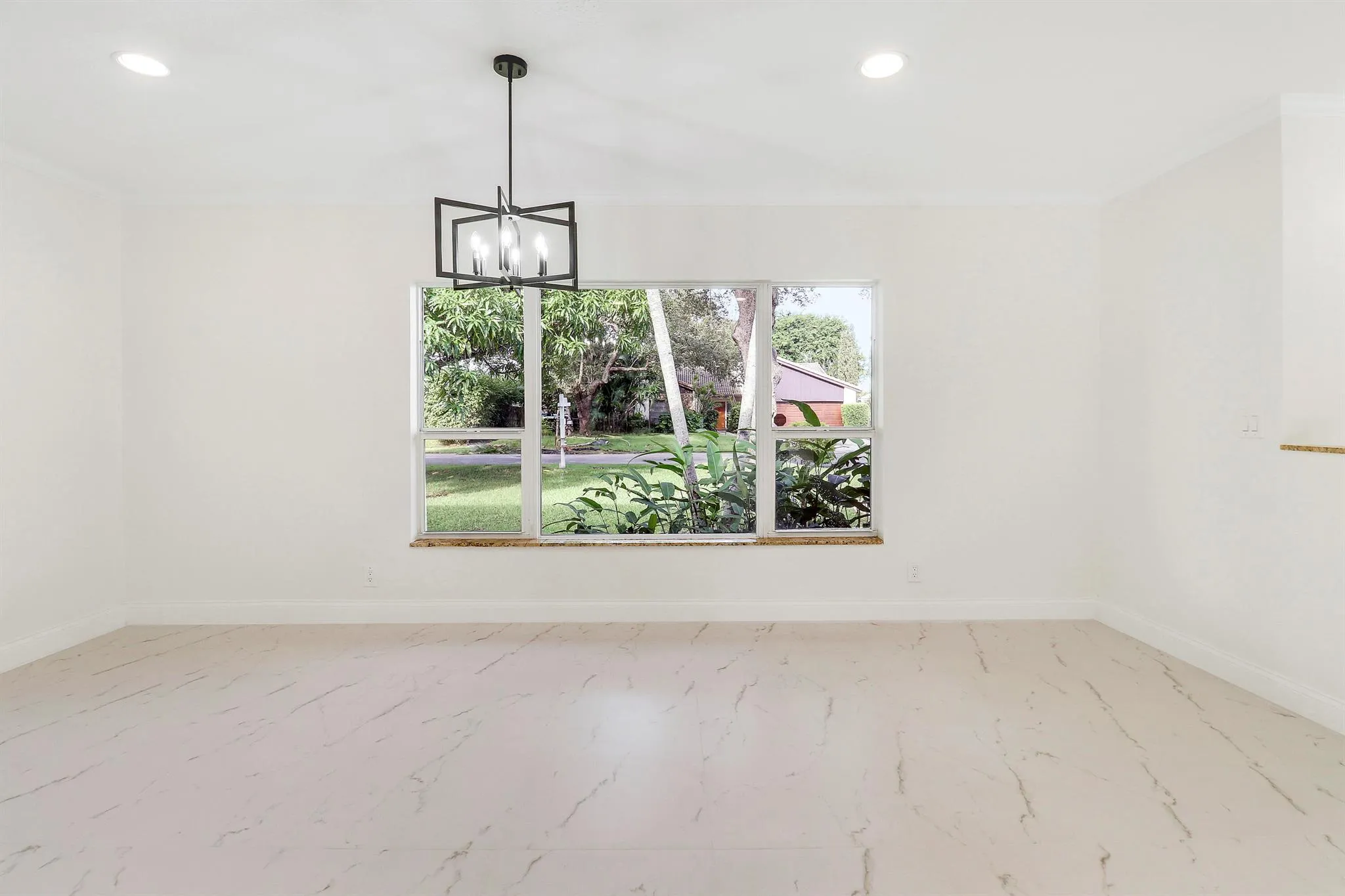 100 SW 15th Court
