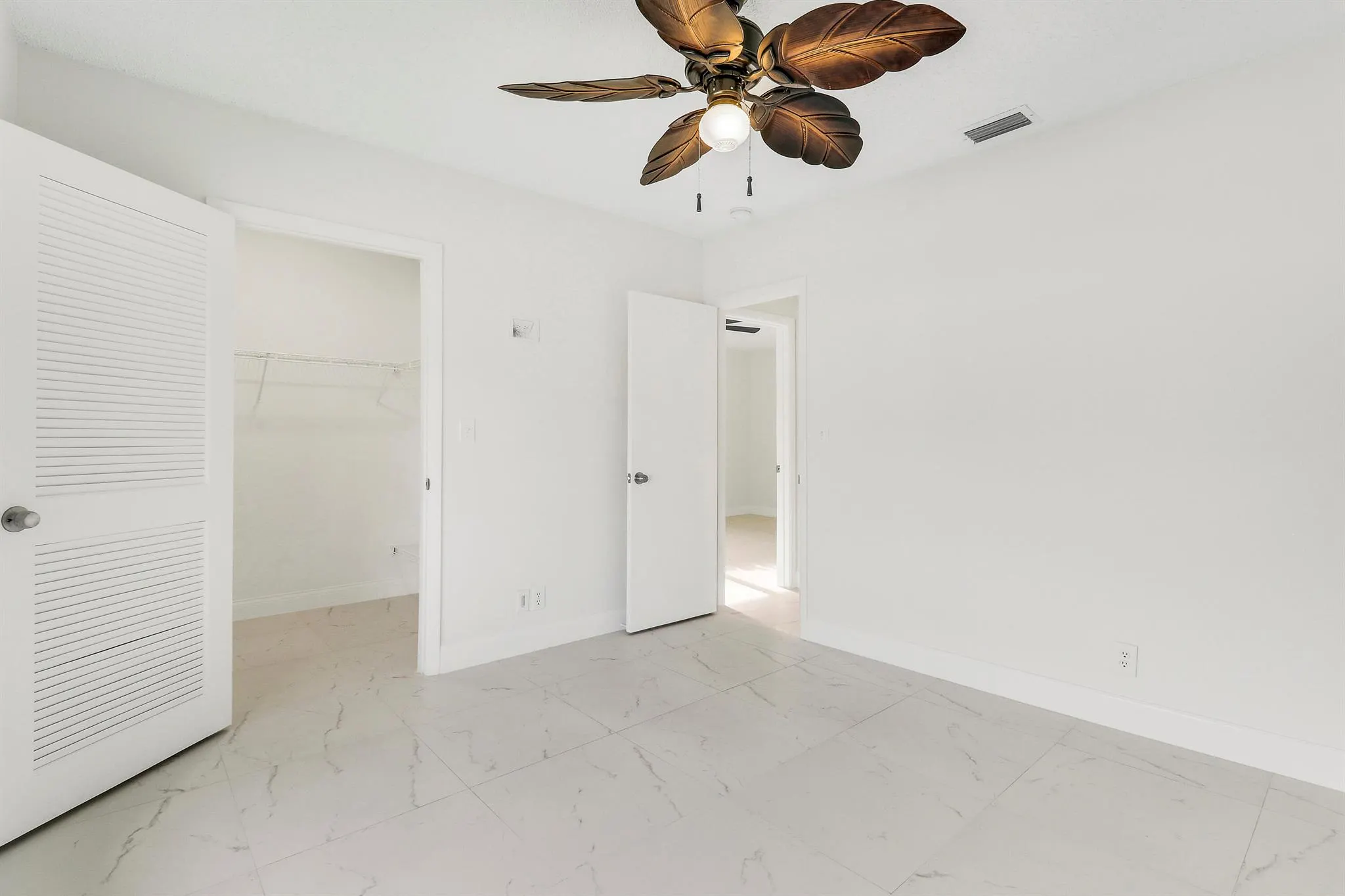 100 SW 15th Court