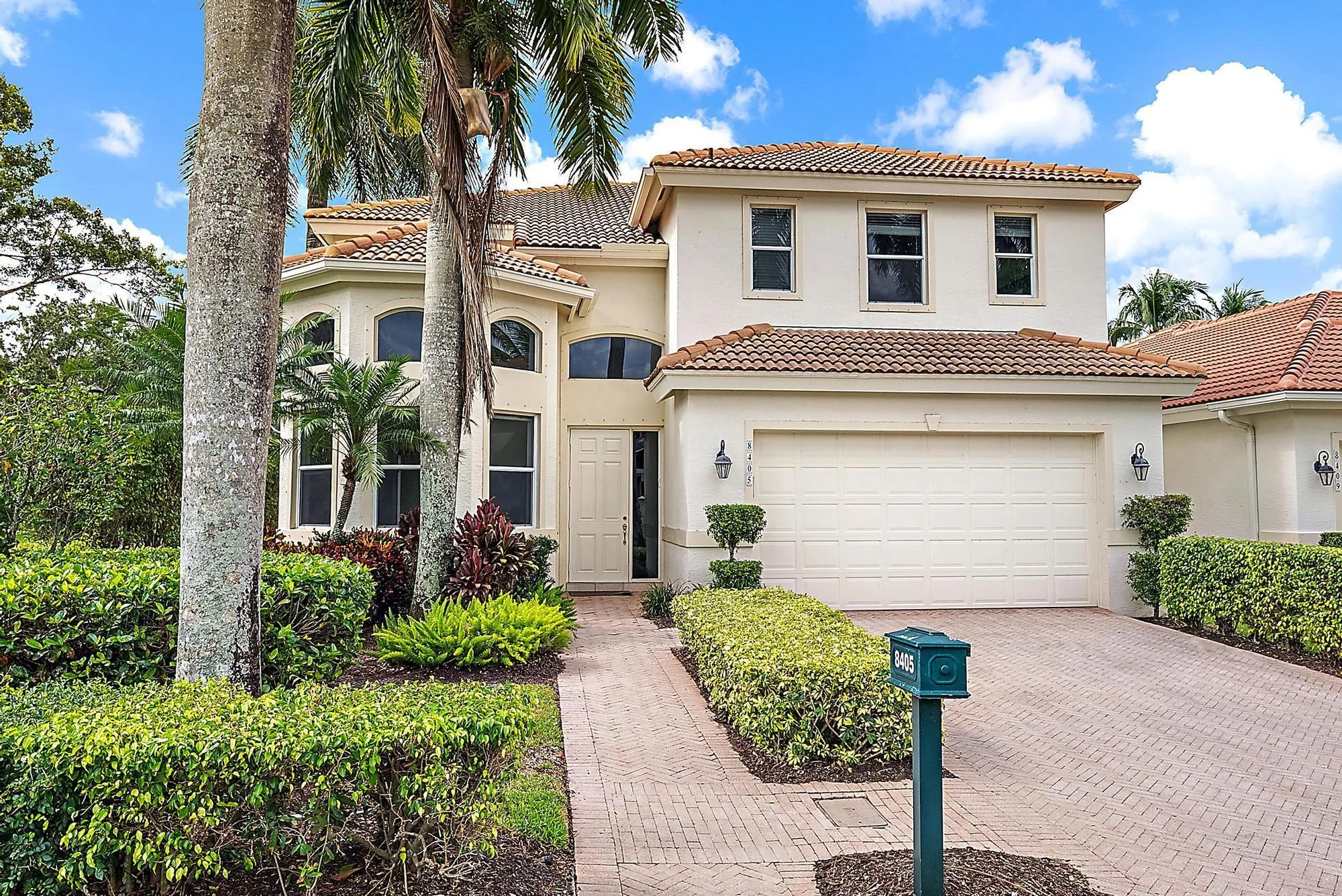 8405 Legend Club Drive