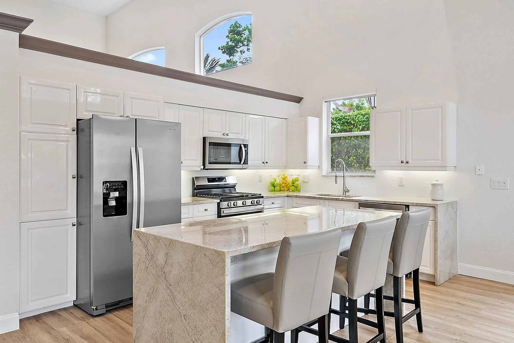 8405 Legend Club Drive