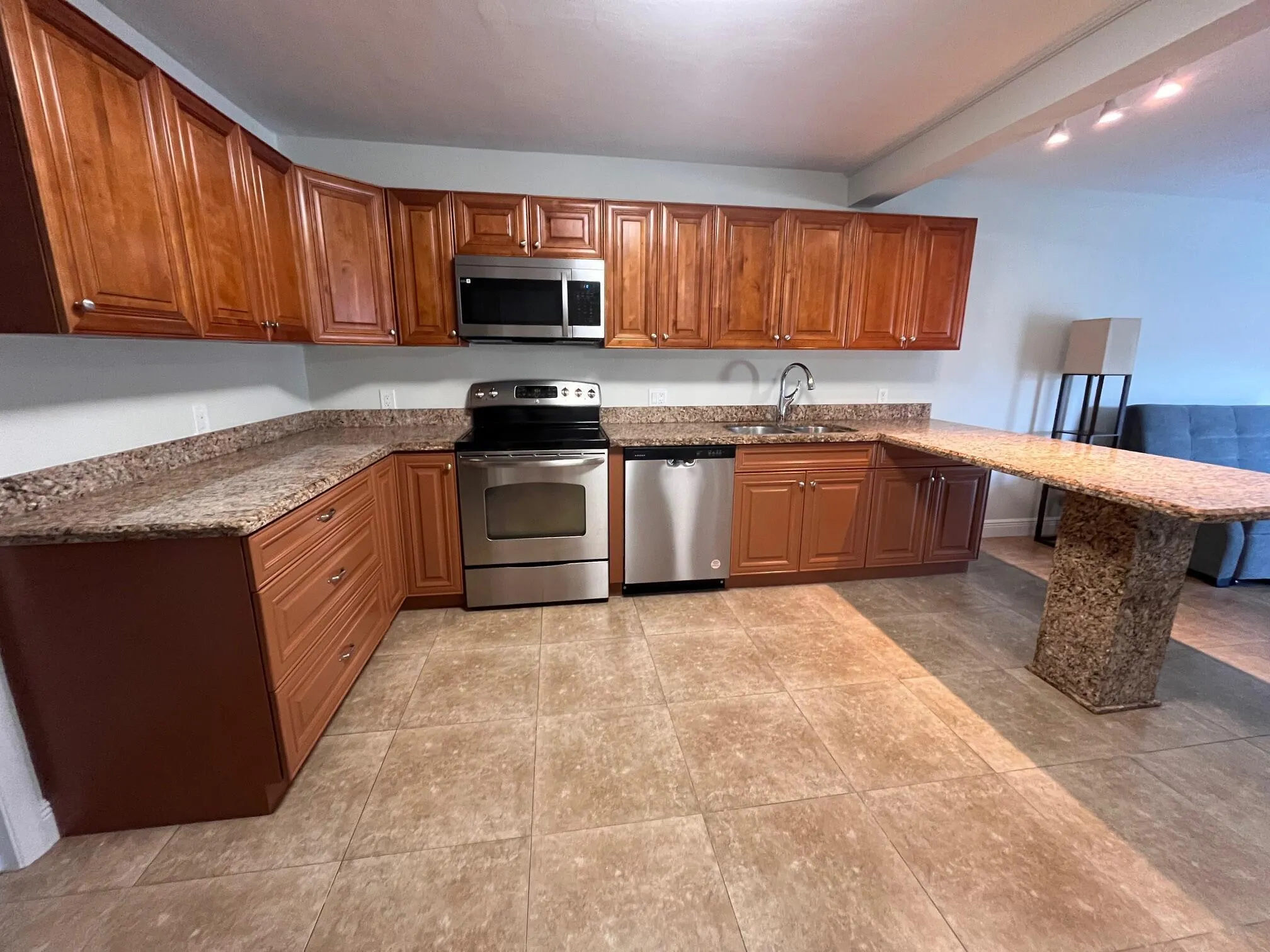 98 NW 4th Avenue, #96-B