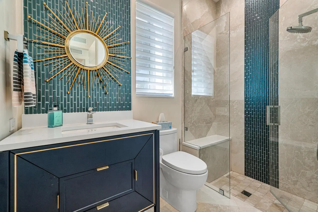 1212 Hillsboro Mile, #10