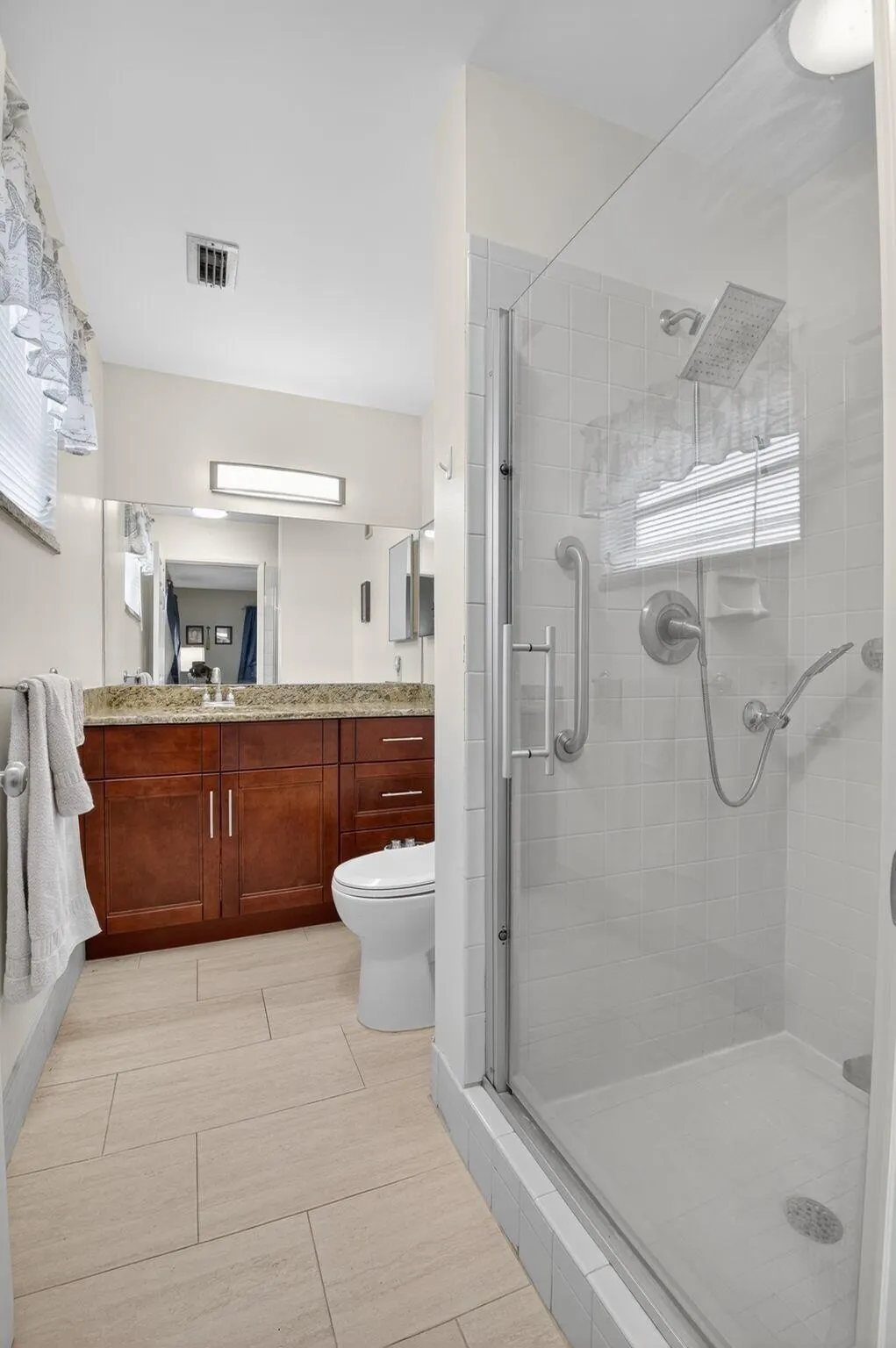 14905 Wedgefield Drive, #201