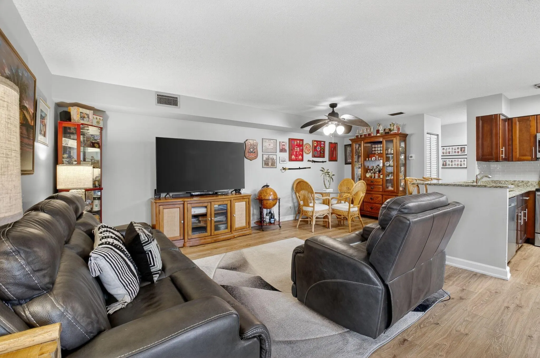 14905 Wedgefield Drive, #201