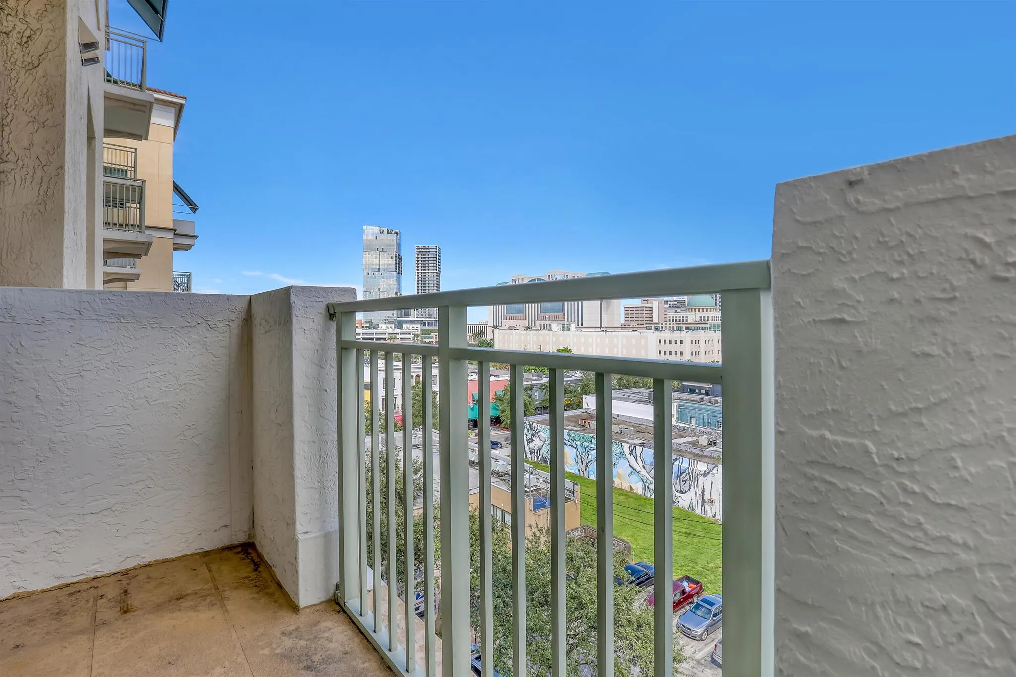 610 Clematis Street, #618