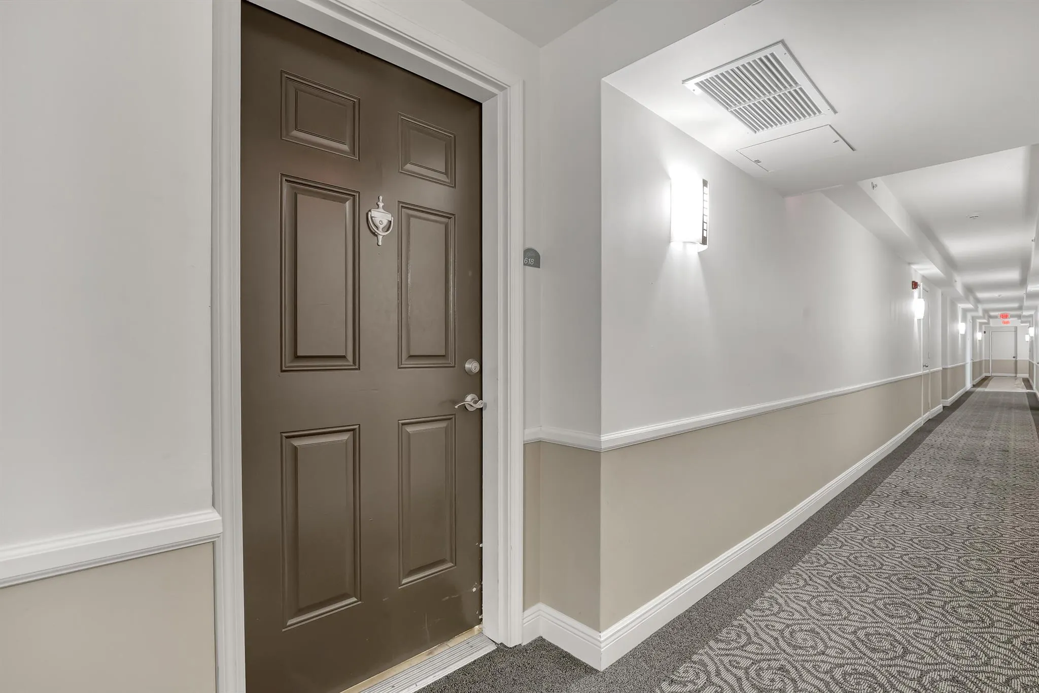 610 Clematis Street, #618