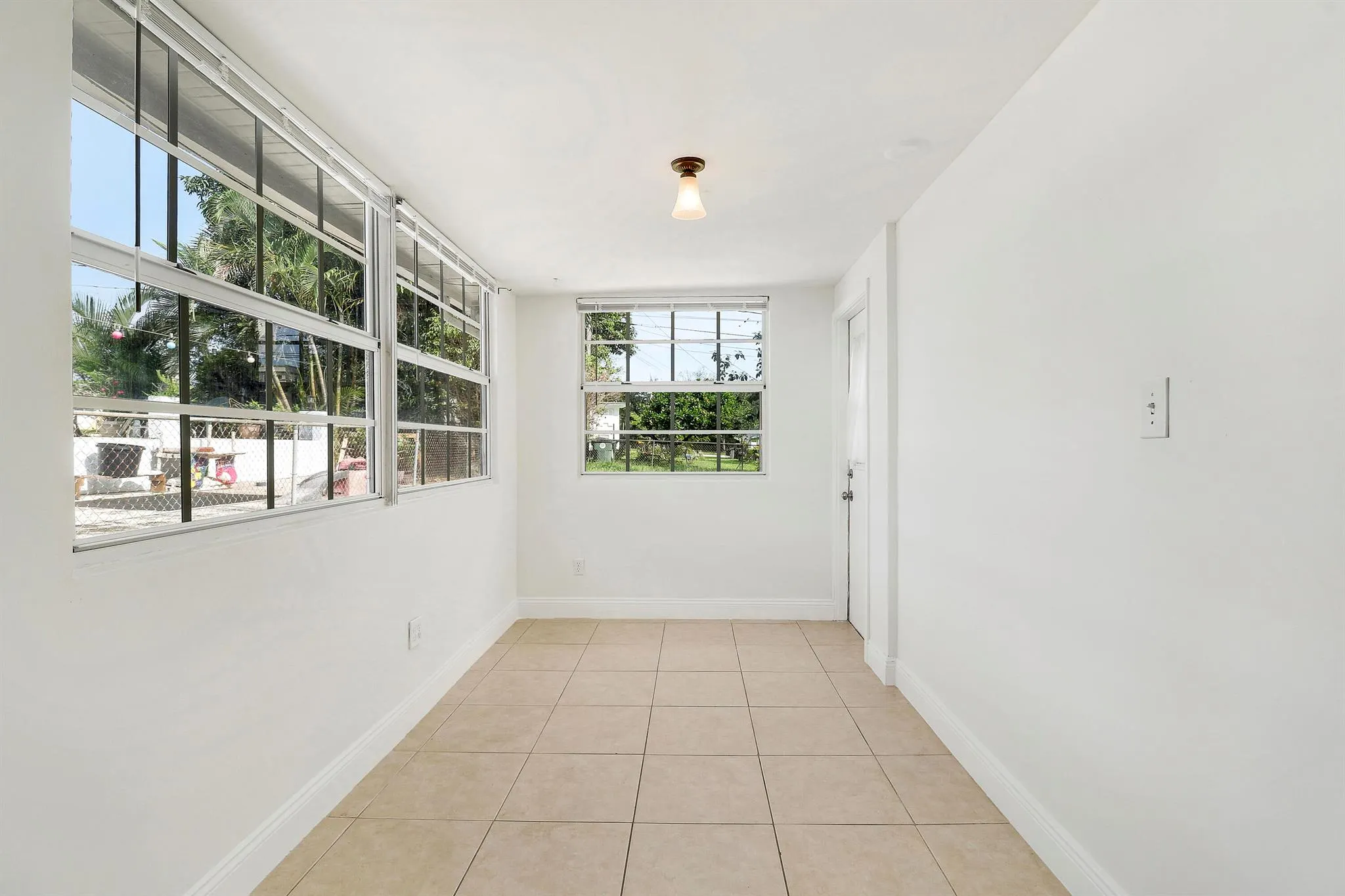 391 SW 2nd Street