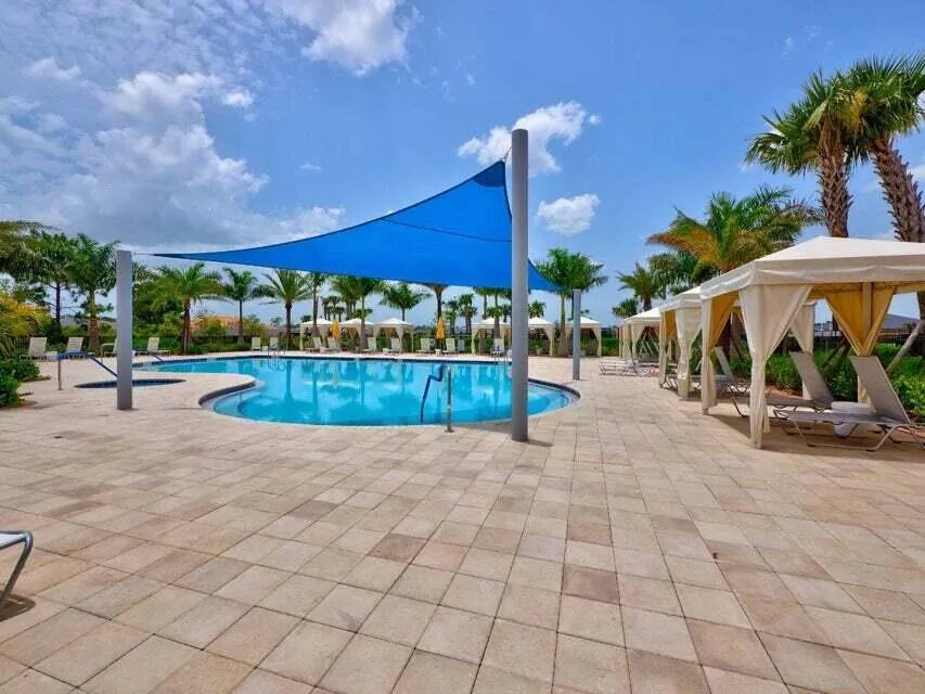 12759 SW Lake Fern Circle