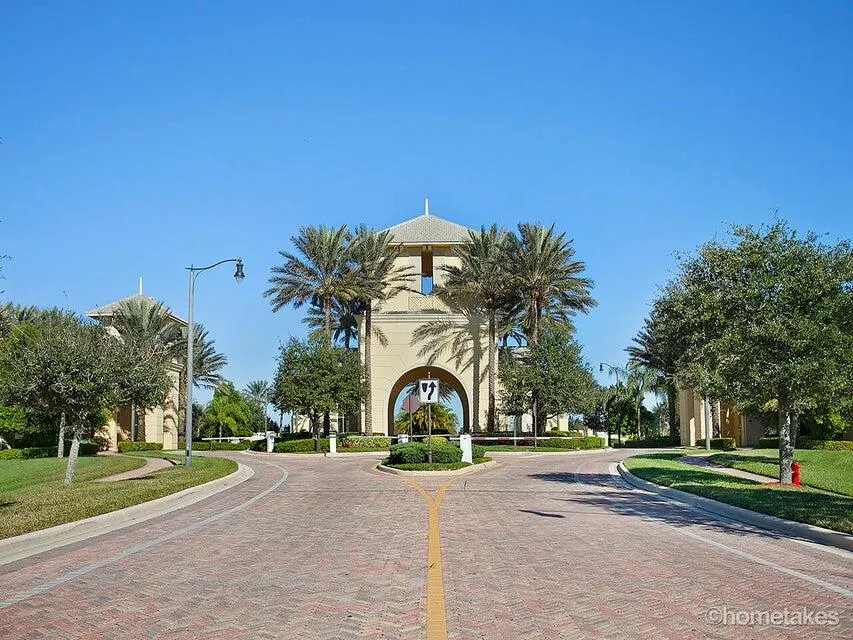 12759 SW Lake Fern Circle